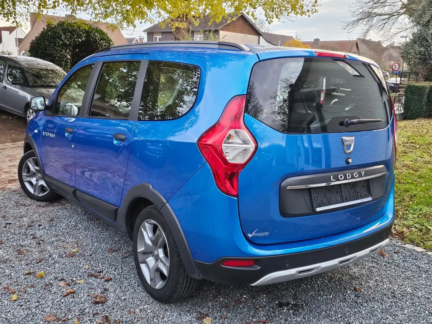 Dacia Lodgy Stepway 1.3 TCe * 7 PLACES * 1 MAIN * AN 2021 * Bleu - 2