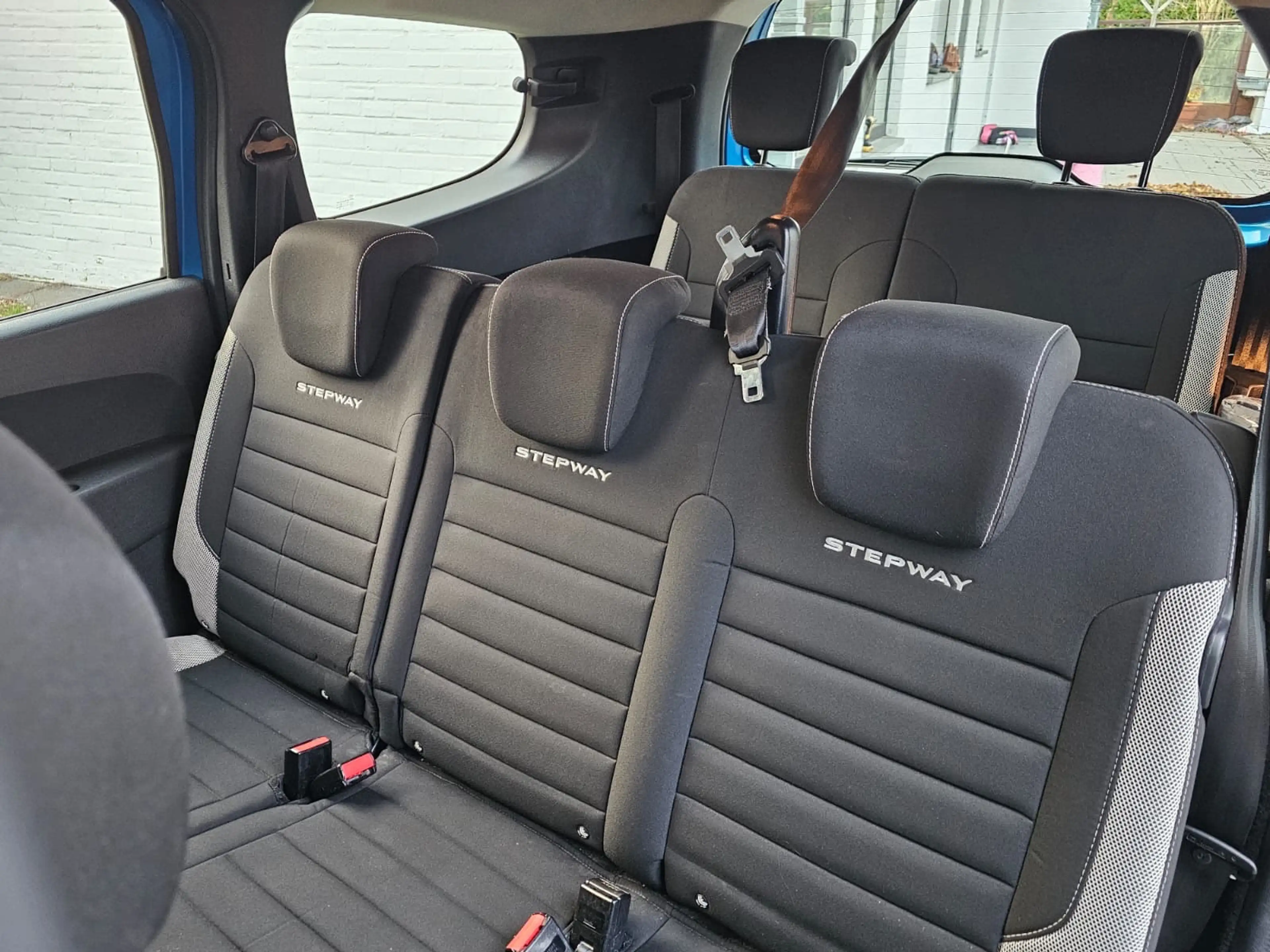 Dacia Lodgy Stepway 1.3 TCe * 7 PLACES * 1 MAIN * AN 2021 * — photo 8
