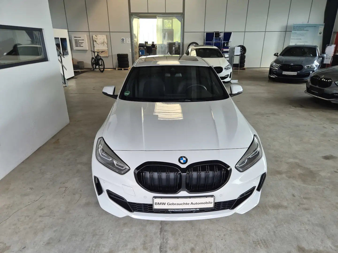 BMW 120 120i M Sport /NAVI/LED/PANO-SD/HIFI/LCP/18 Zoll Blanc - 2