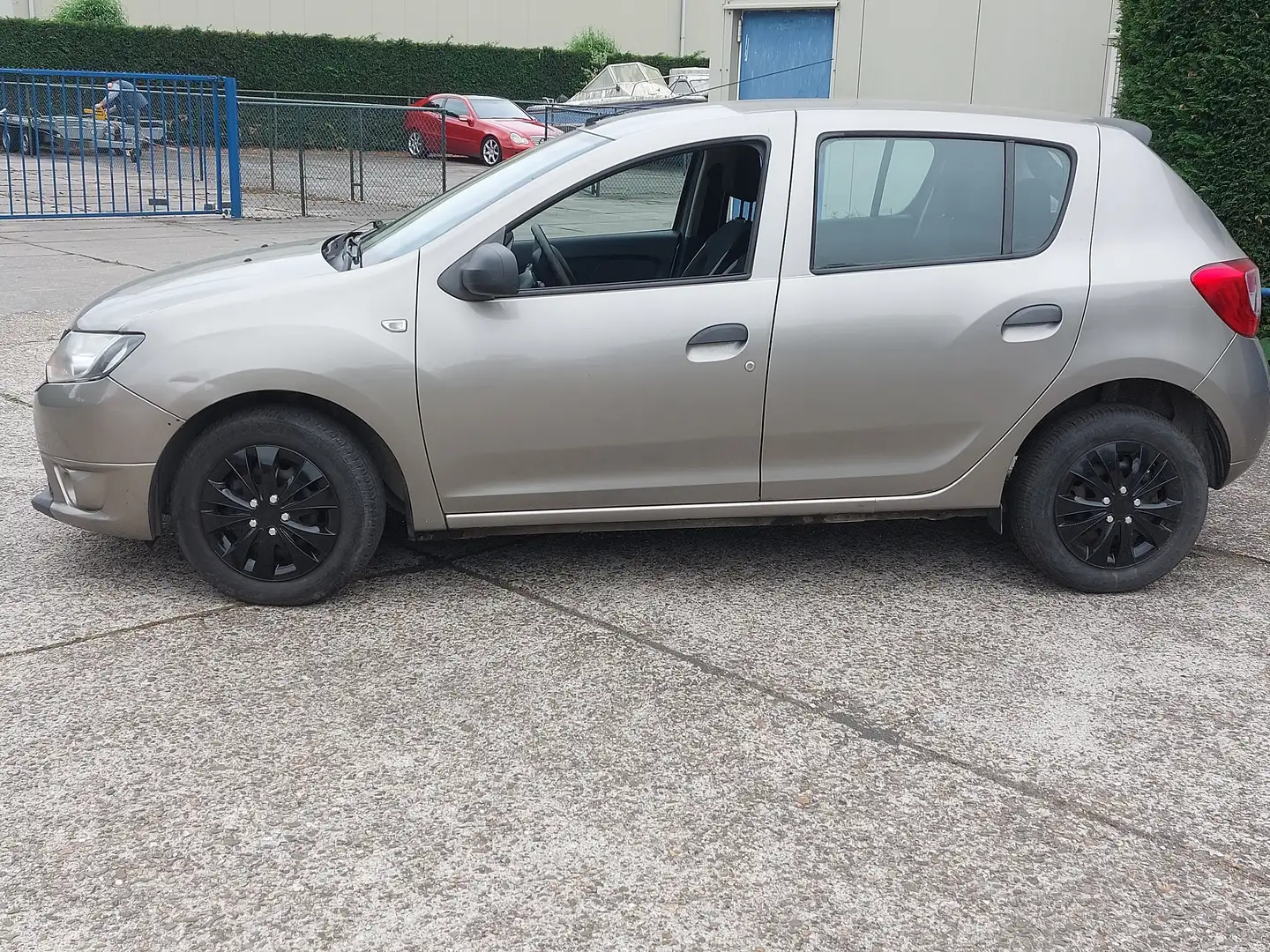 Dacia Sandero 1.2 16v benzine airco euro 5 Bronze - 2