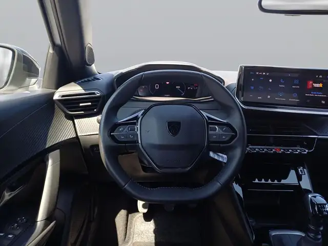 Peugeot 2008 view 13