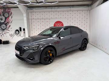 95 kWh Sportback Quattro S 370KW Virtual Mirrors Black styling Black 22" Audi Sport velgen, Nieuwe banden, ACC,360 Camera