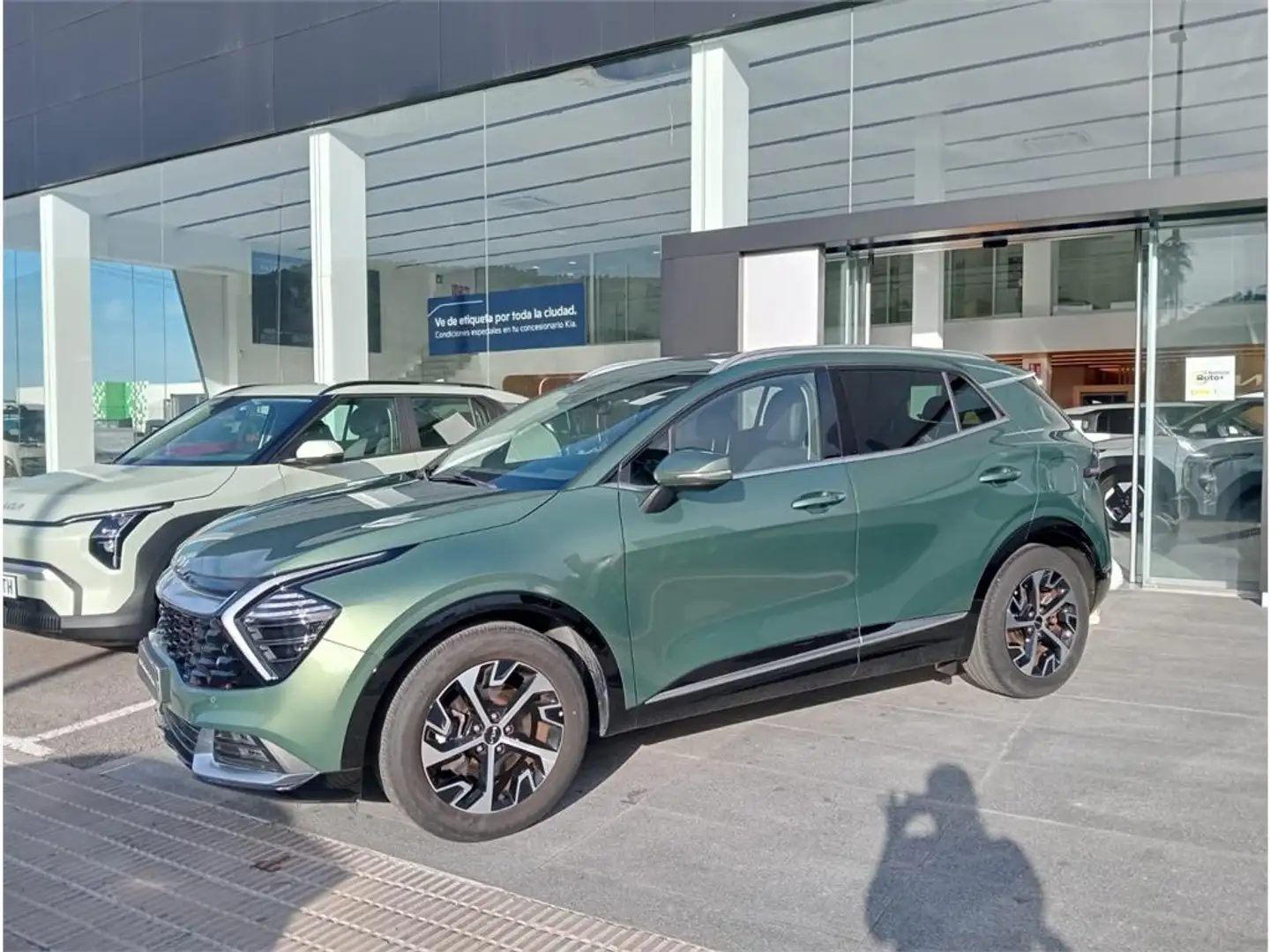 Kia Sportage 1.6 T-GDi MHEV Tech 150 - 1