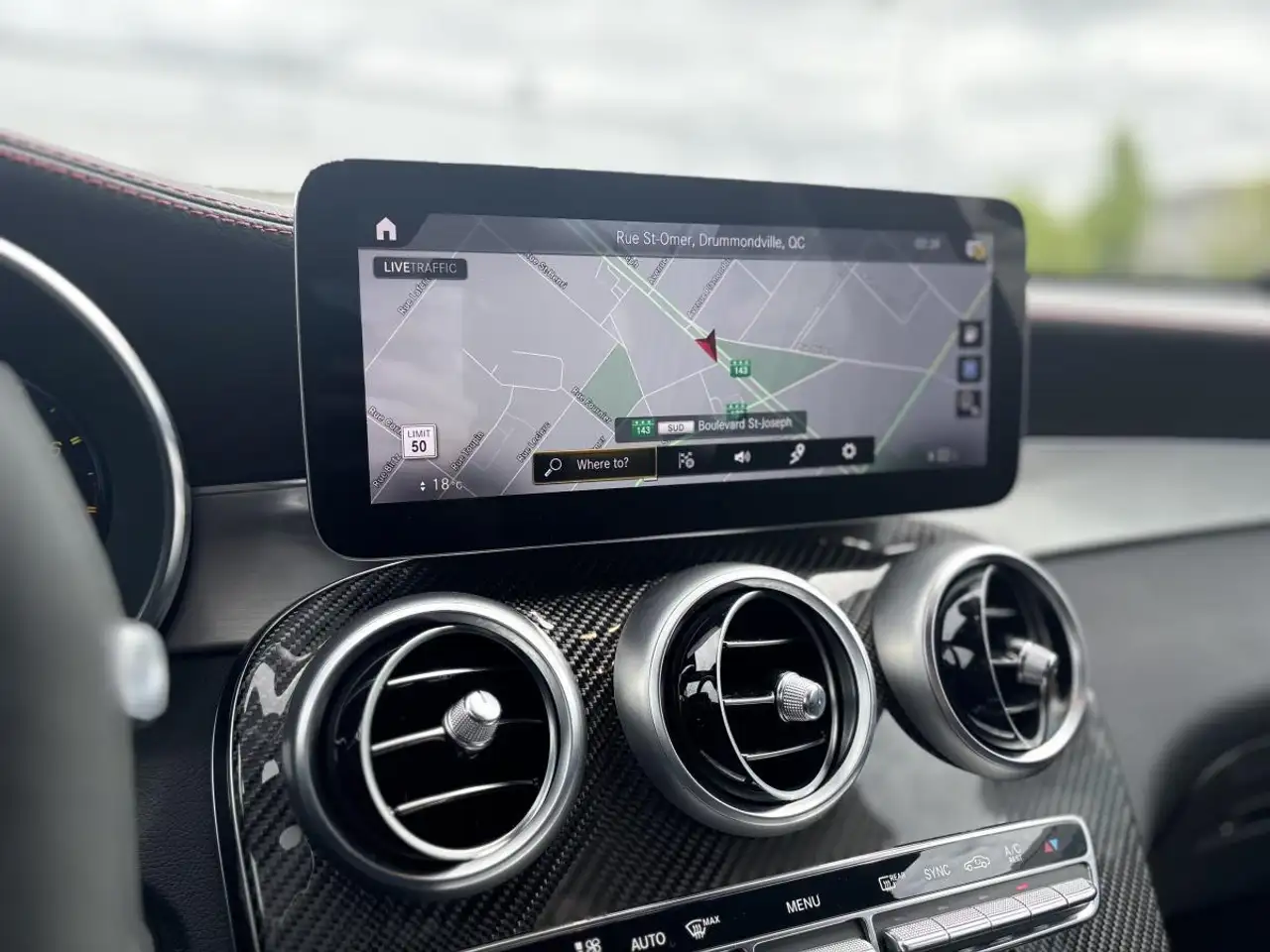 Mercedes-Benz GLC снимка Mercedes-Benz GLC