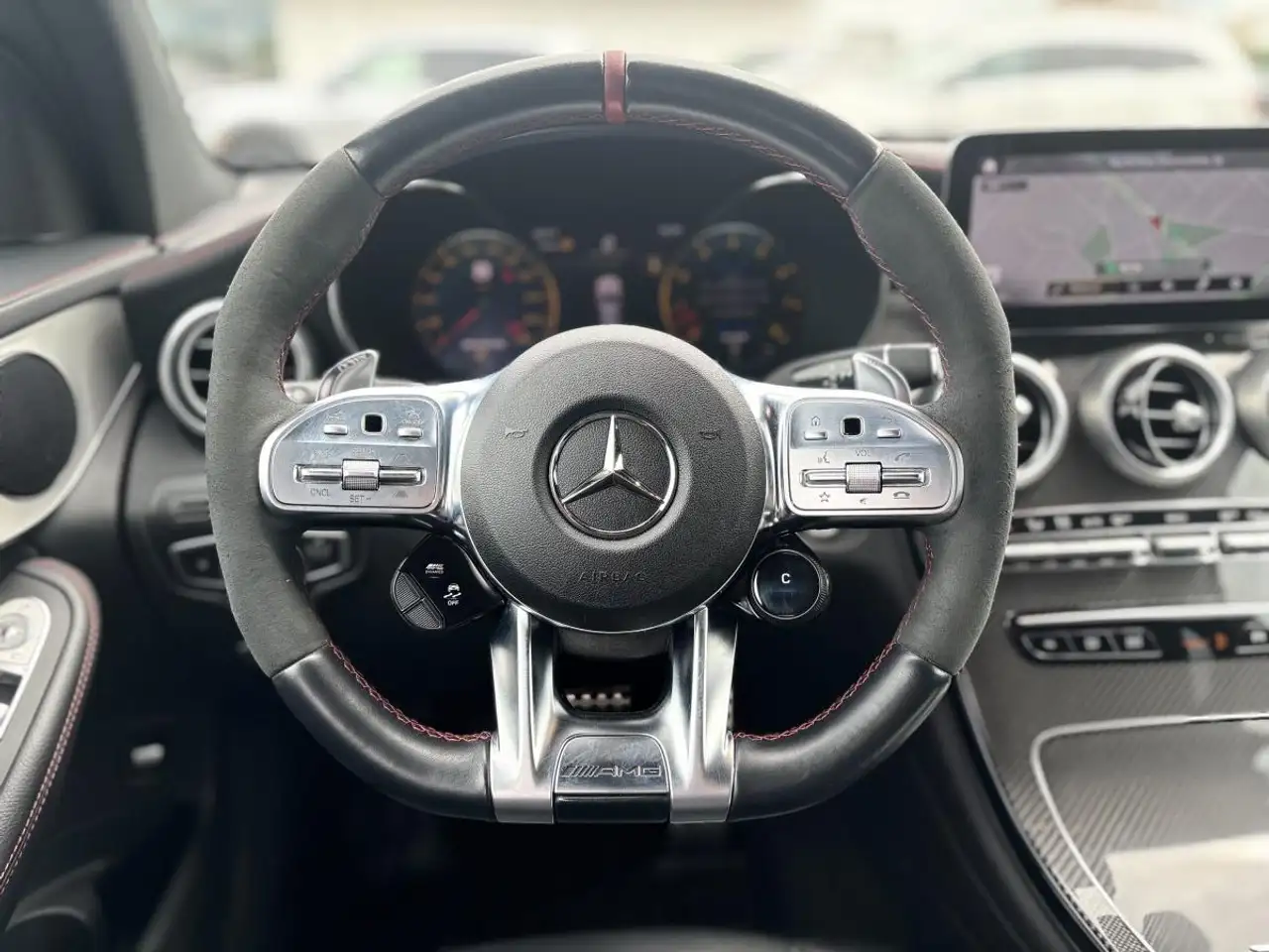 Mercedes-Benz GLC снимка Mercedes-Benz GLC