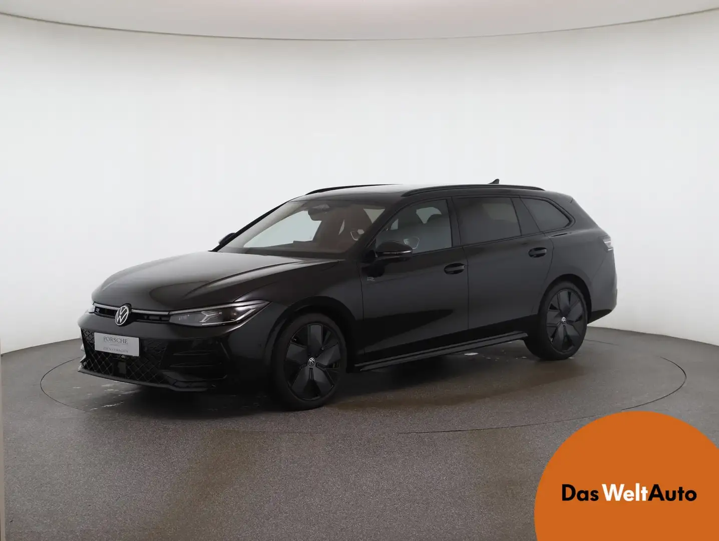 Volkswagen Passat Variant R-Line TDI 4MOTION DSG Zwart - 1
