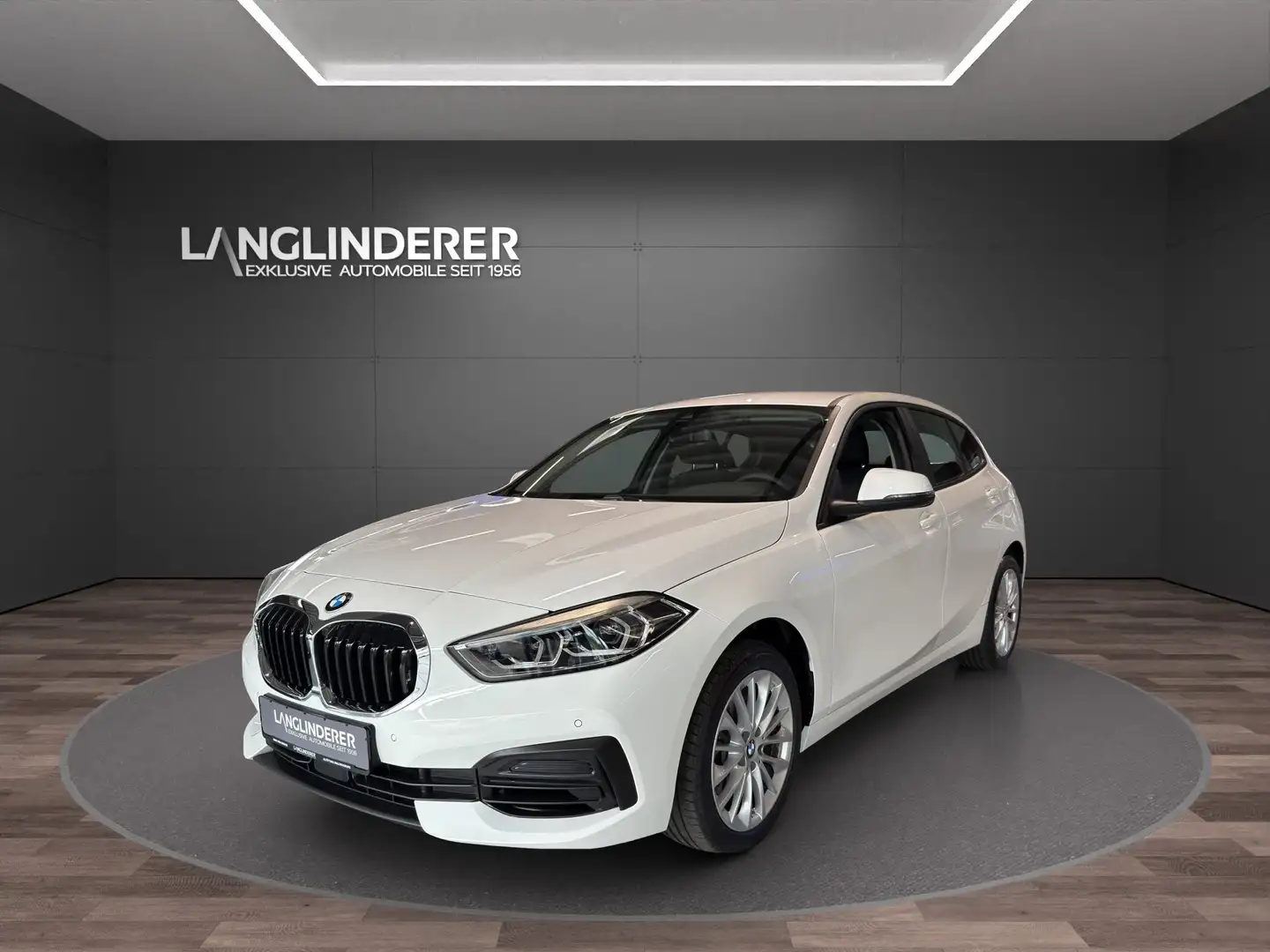 BMW 116 i 5-Türer Advantage NP 40.989,- AHK elektr.Sitze Fehér - 1