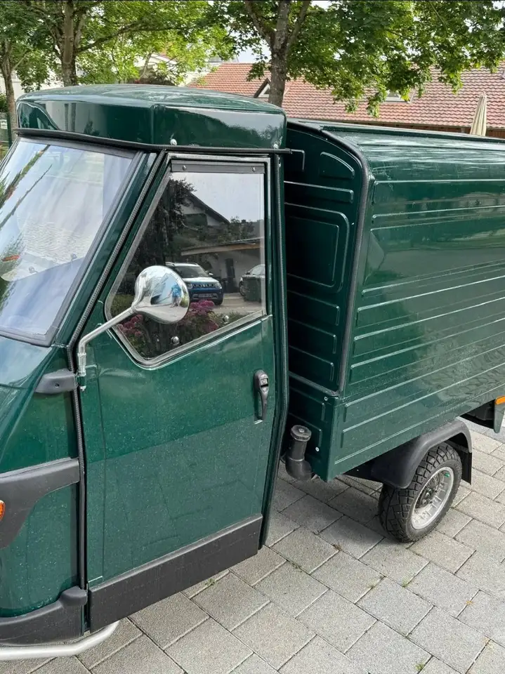Piaggio Ape 2022
