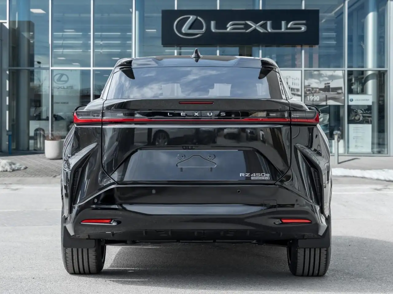 Lexus RZ снимка Lexus RZ
