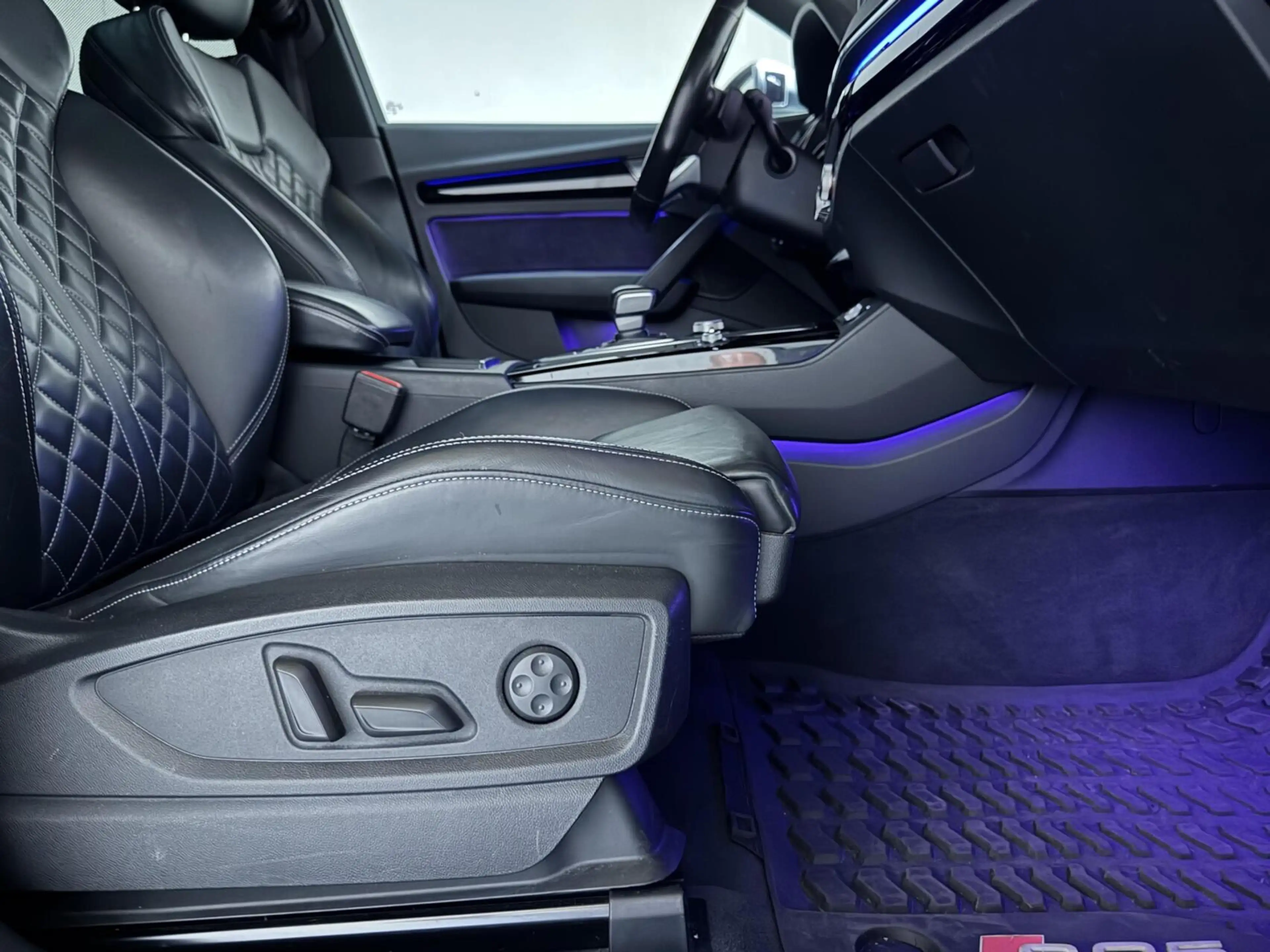 Audi SQ5 3.0 TFSI SQ5 Quattro Pano RS-Seat Luchtvering B&O — photo 24