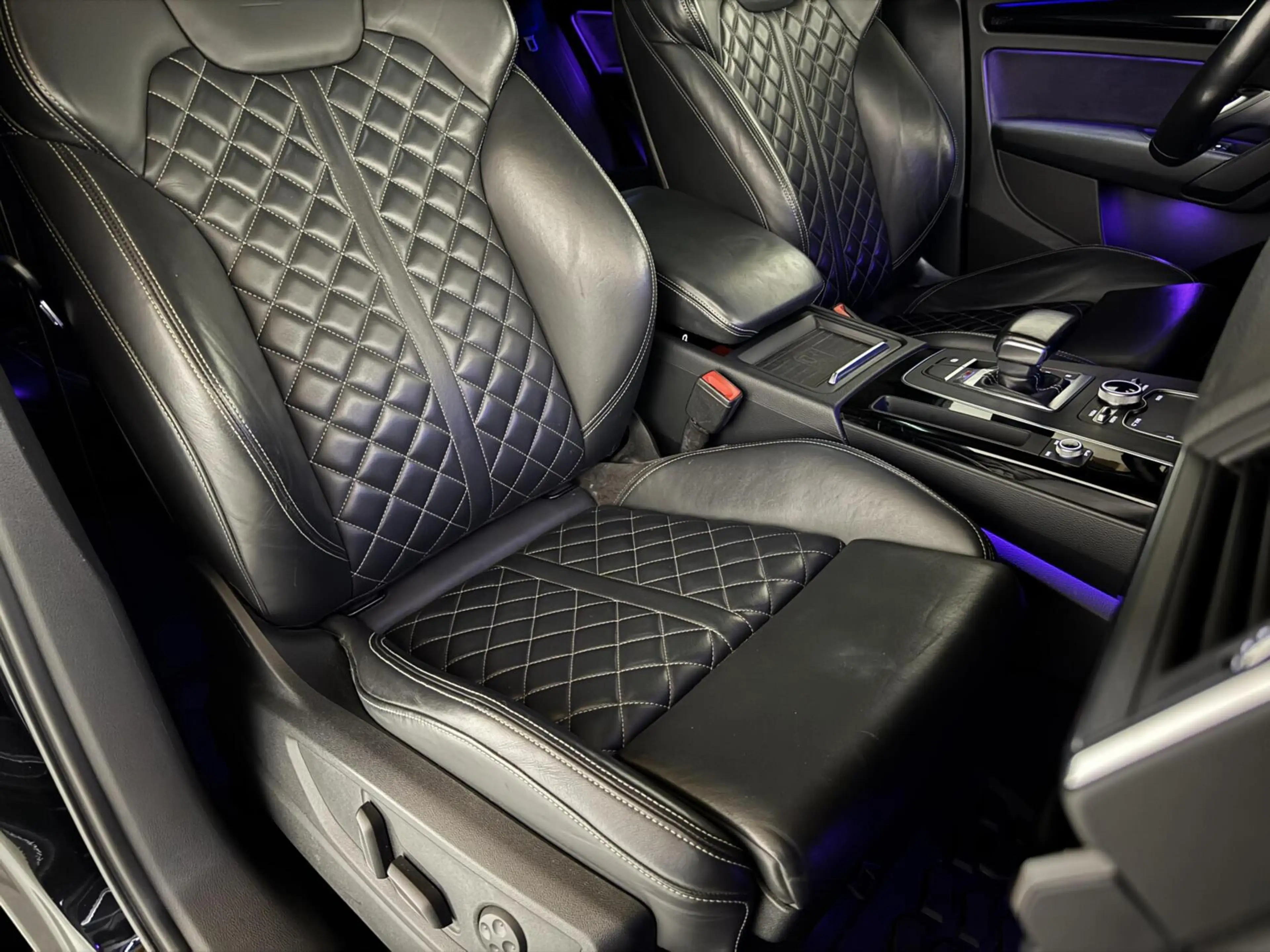 Audi SQ5 3.0 TFSI SQ5 Quattro Pano RS-Seat Luchtvering B&O — photo 21