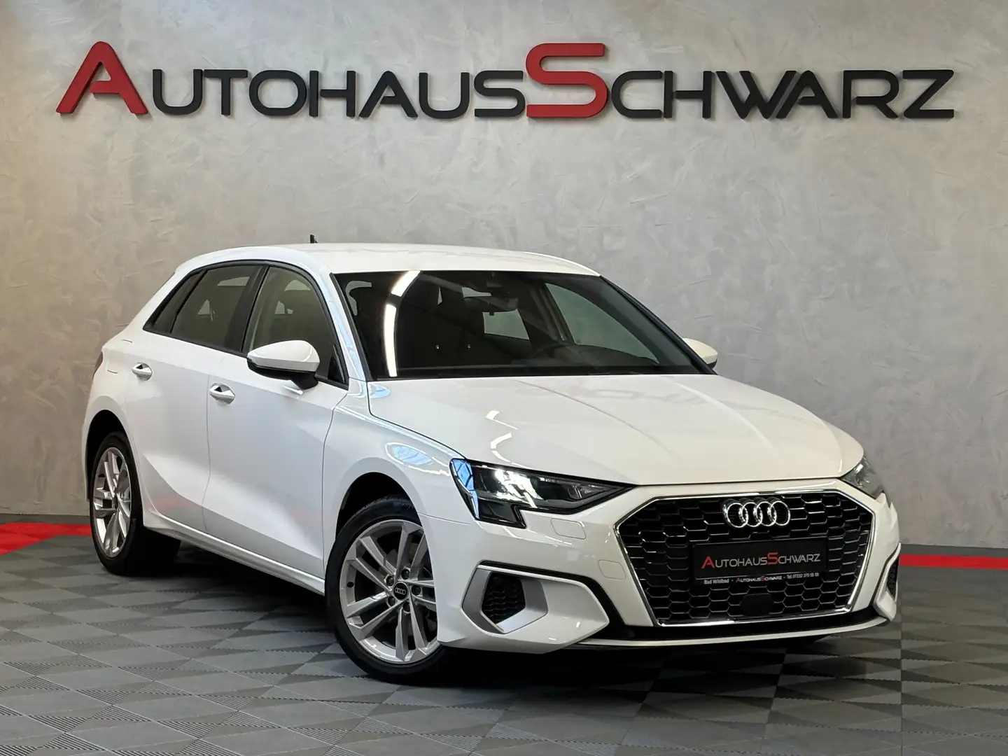 Audi A3 A3 Sportback 40TFSIe BLACK FRIDAY 2,1% ZINSEN Weiß - 1