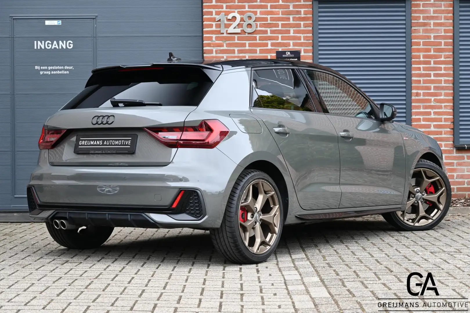 Audi A1 Sportback 40TFS |S-Line|Unieke kleur|Keyless|18''| Gris - 2