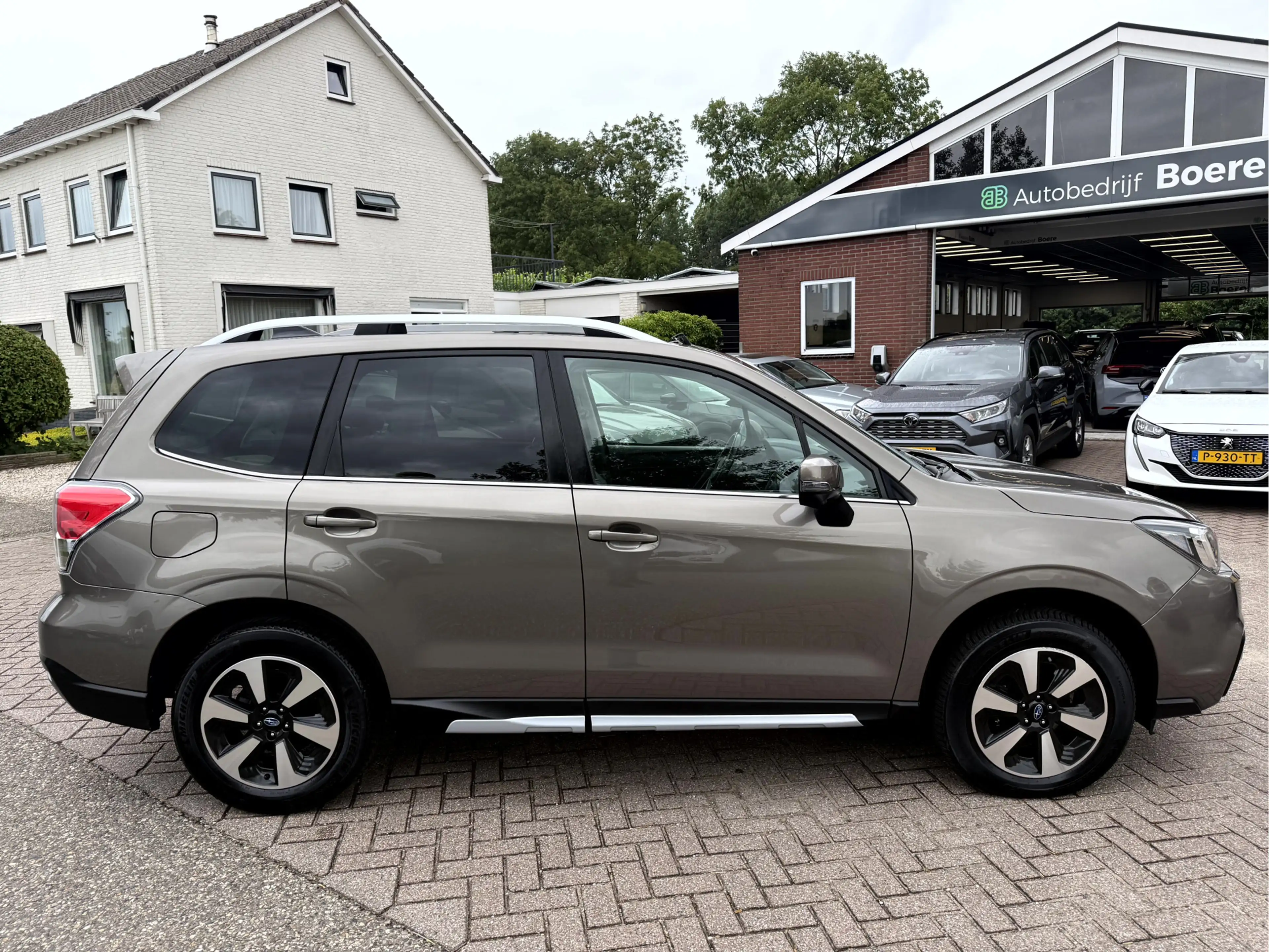 Subaru Forester 2.0 Premium NL. Auto, Vol Opties. — photo 2