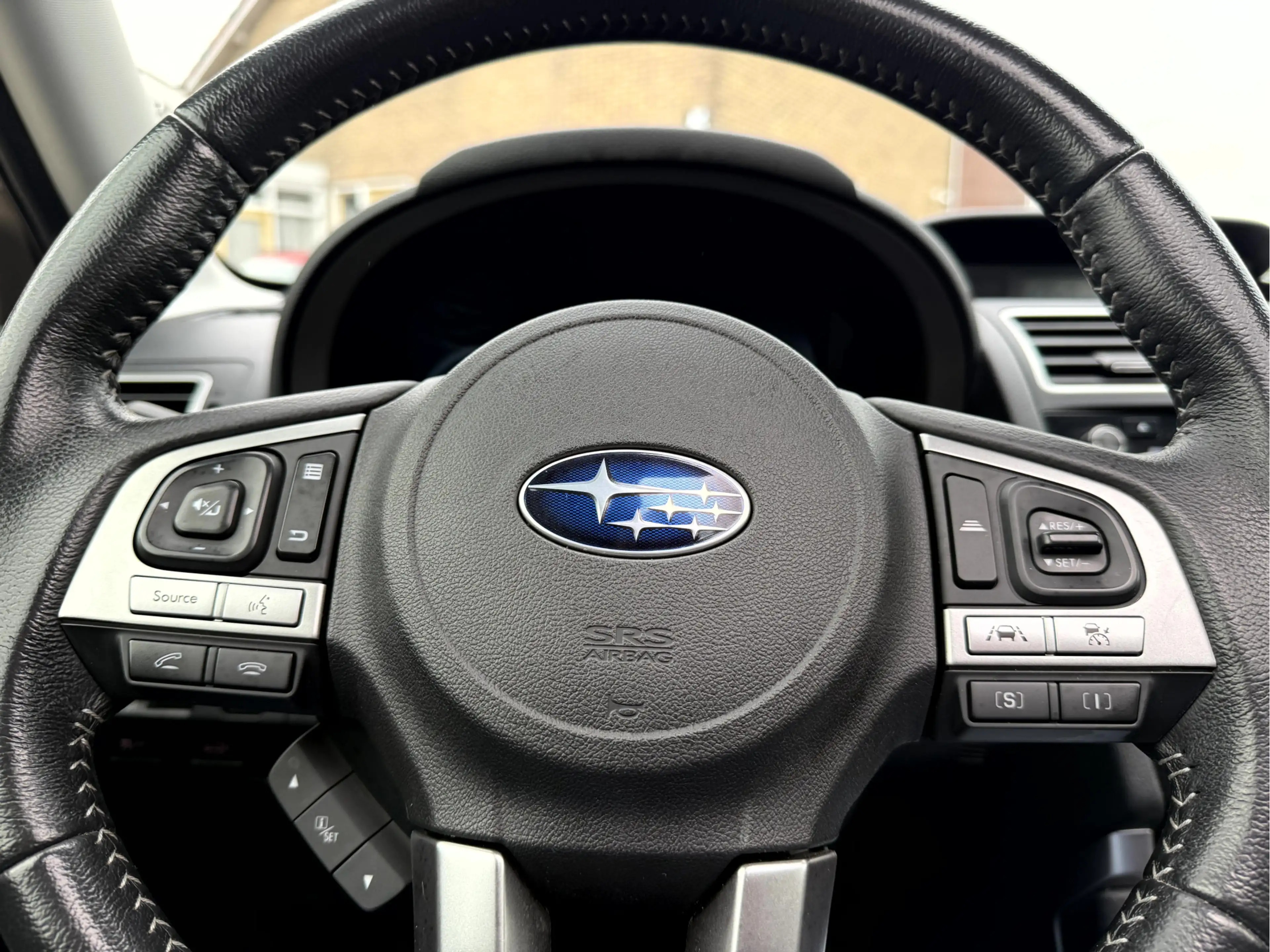 Subaru Forester 2.0 Premium NL. Auto, Vol Opties. — photo 9