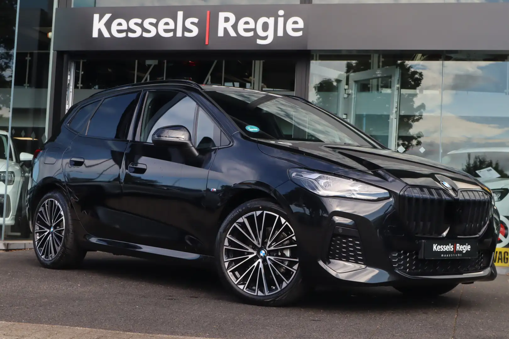BMW 218 2-serie Active Tourer 218i M-sport Led Leer Live C Zwart - 1