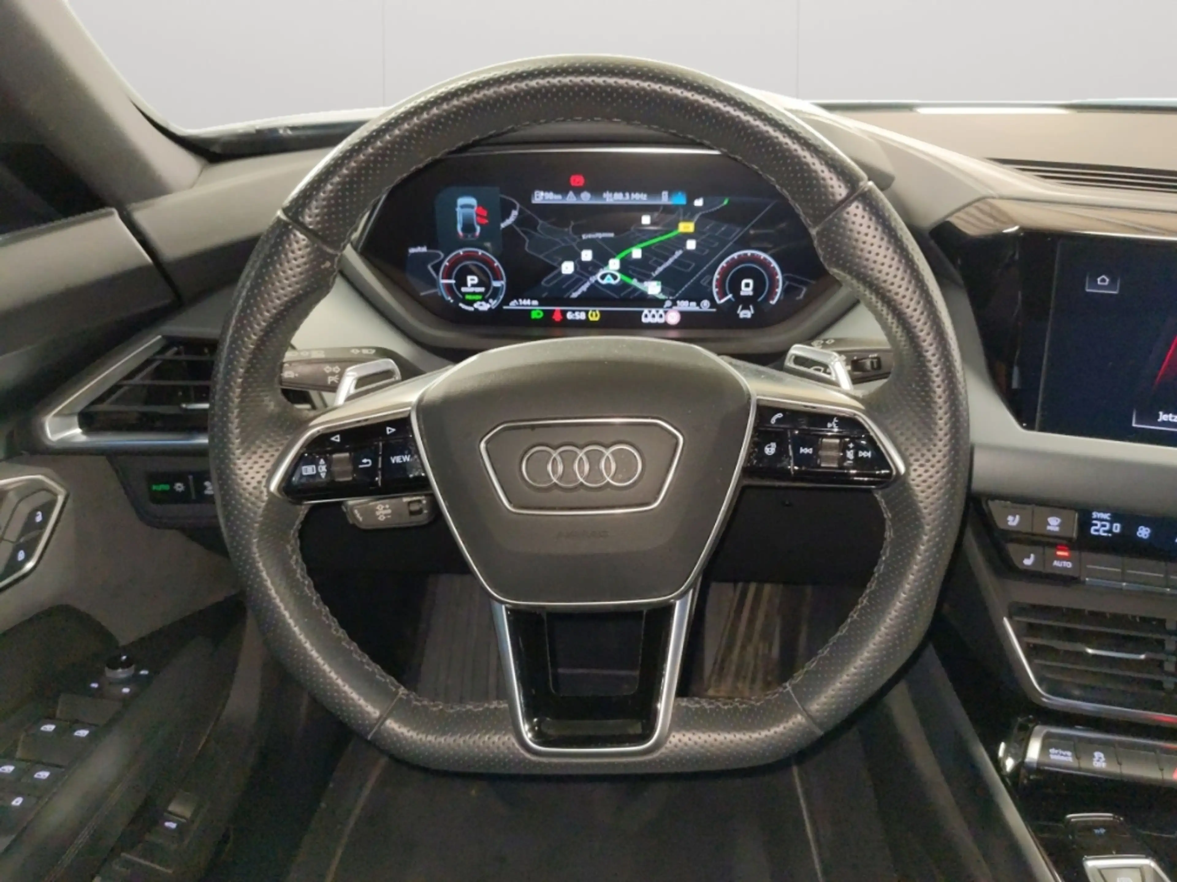 Audi e-tron GT quattro Matrix Navi 360° ACC SHZ hinten — photo 9
