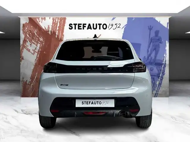 Peugeot 208 view 6