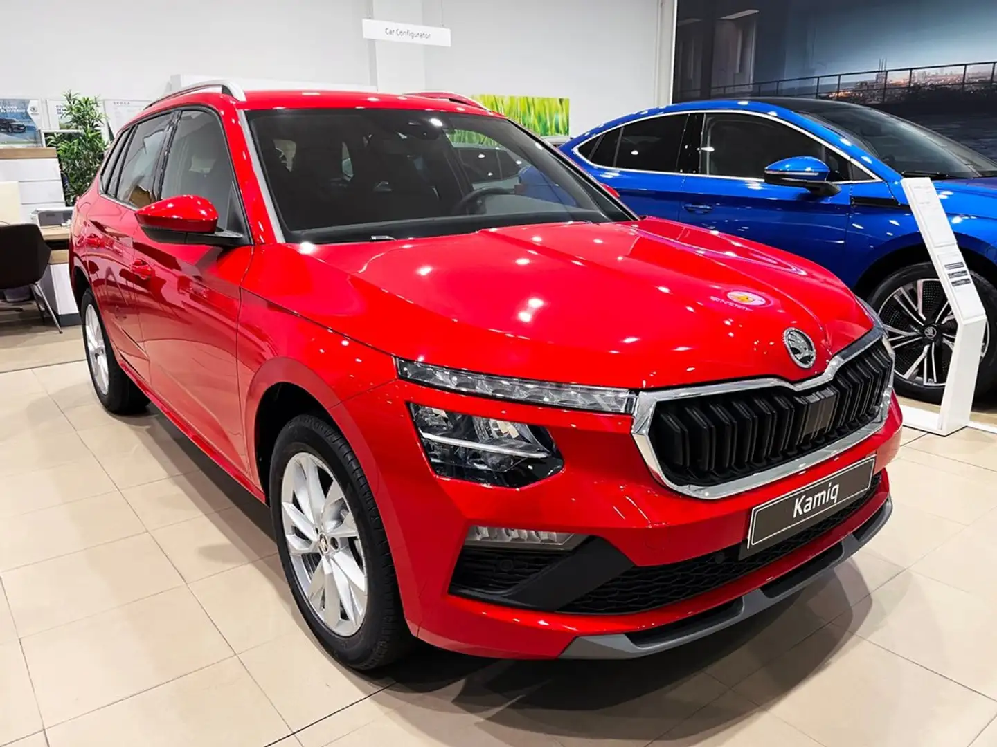 Skoda Kamiq 1.0 TSI Plus 85kW Rojo - 1