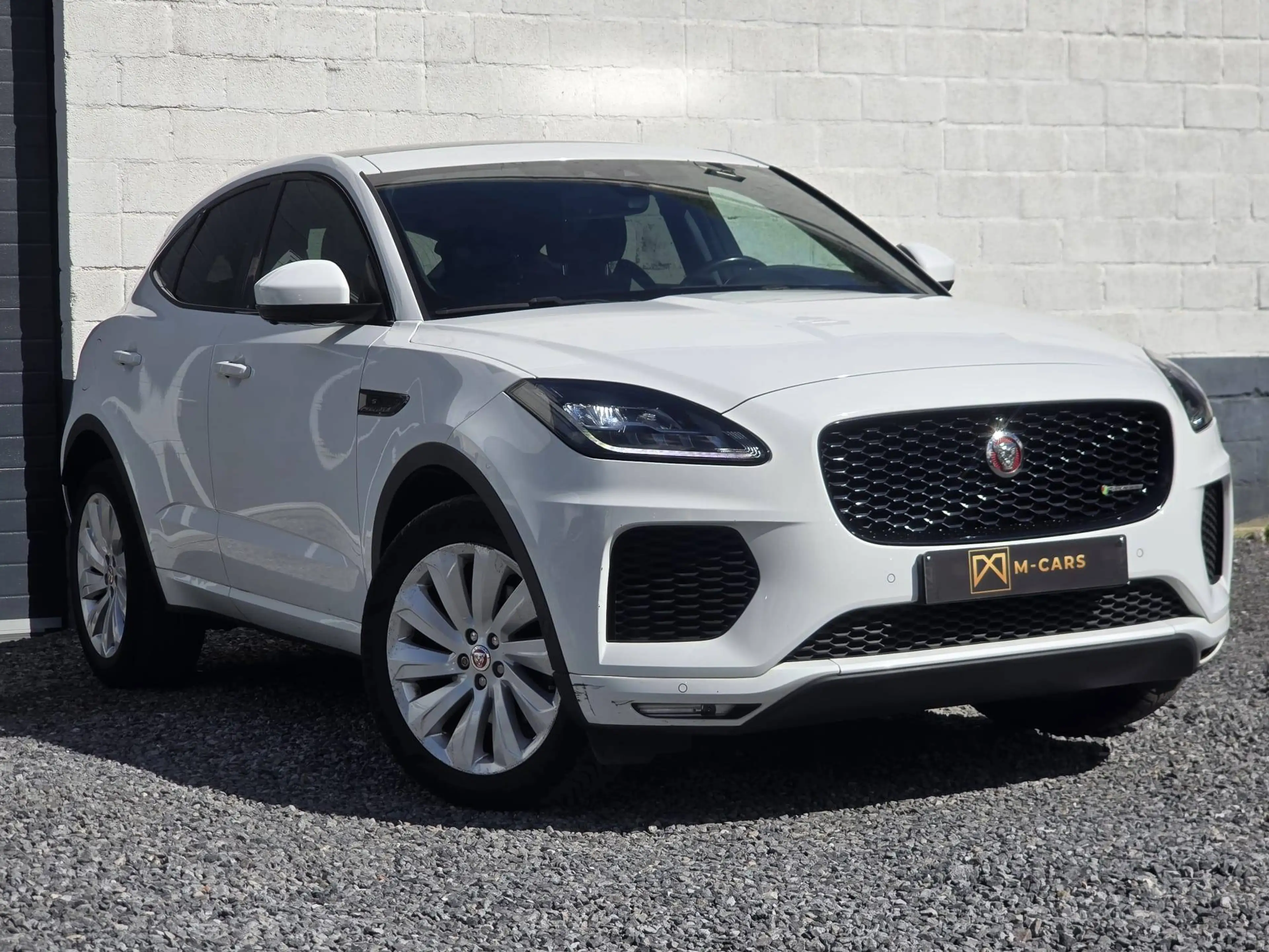 Jaguar E-Pace R-DYNAMIC * PANO * MERIDIAN — photo 2