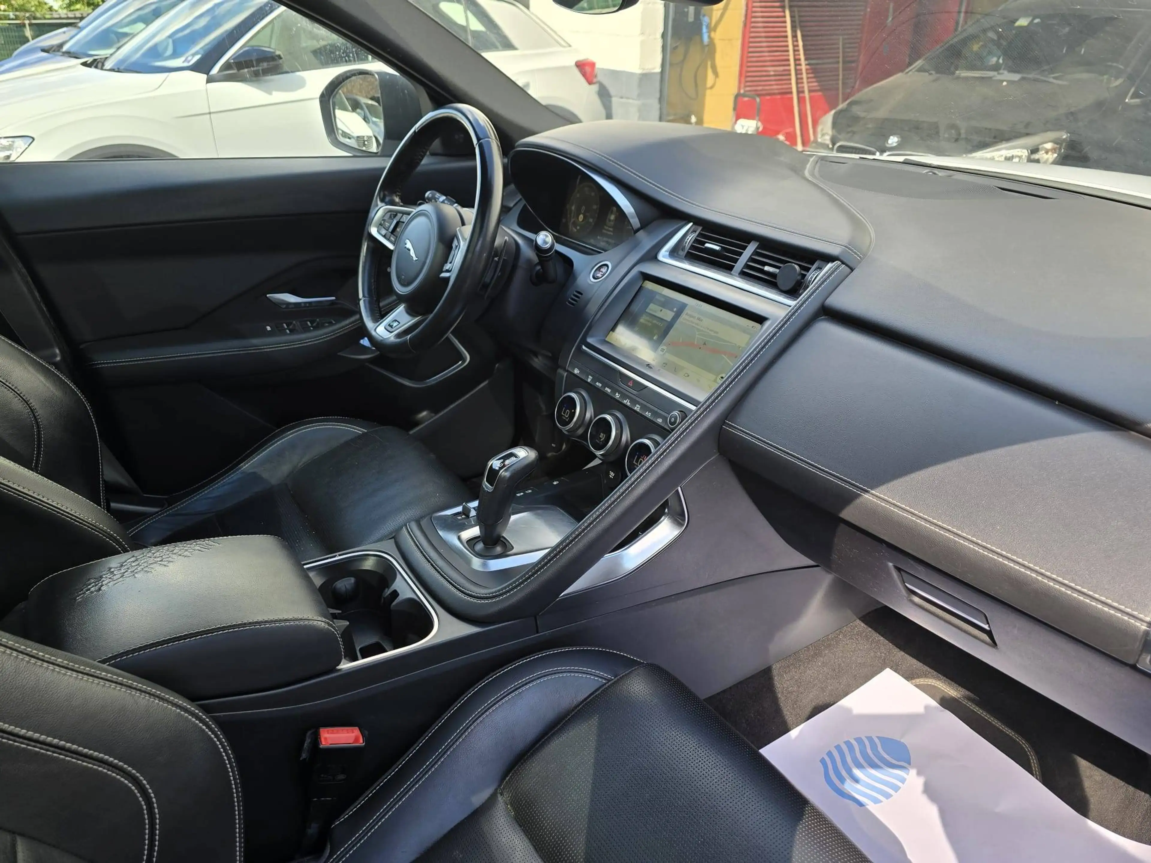 Jaguar E-Pace R-DYNAMIC * PANO * MERIDIAN — photo 14