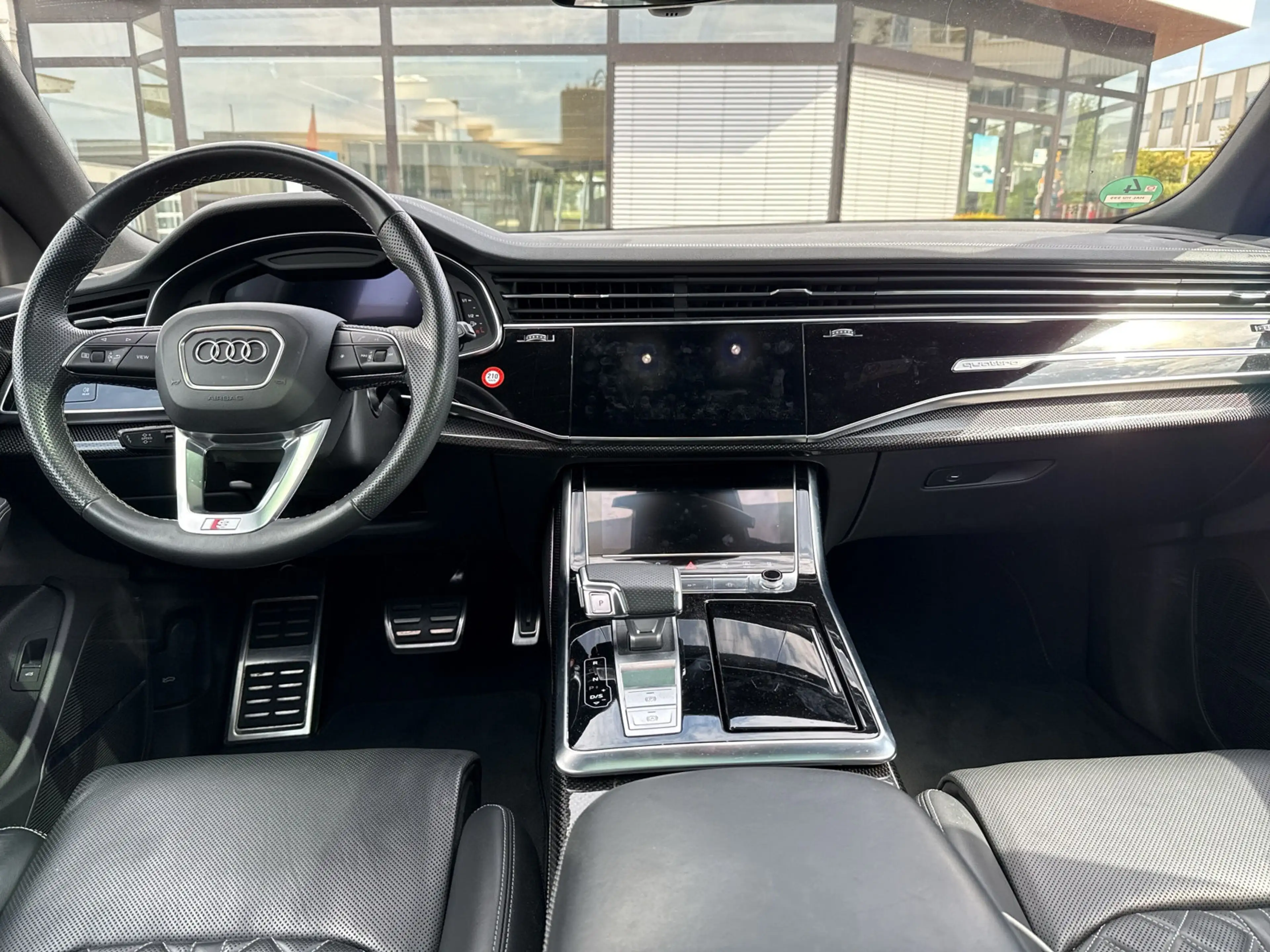 Audi SQ8 TFSI V8 MATRIX PANO B&O STANDHZG AHK 23" — photo 15