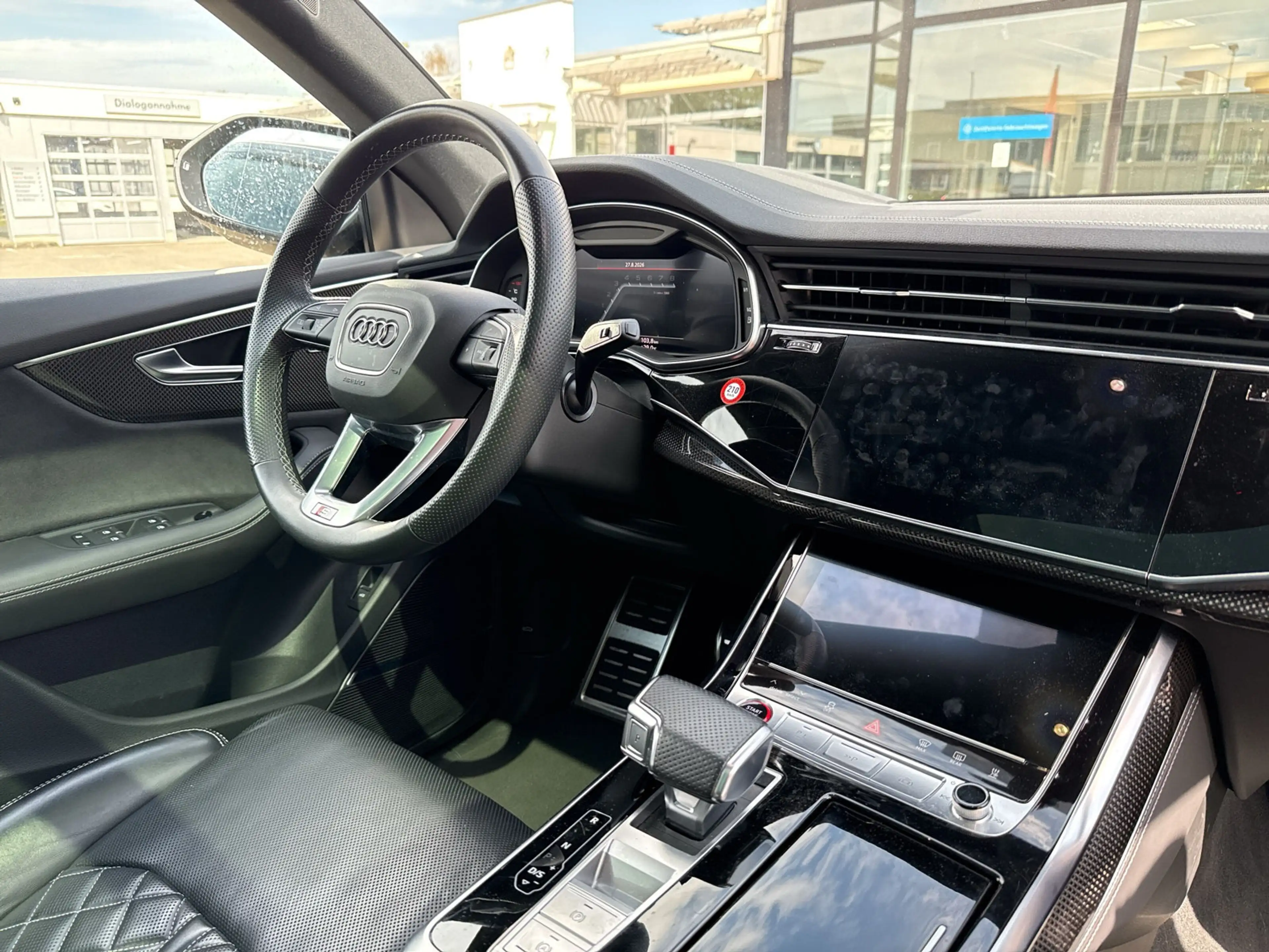Audi SQ8 TFSI V8 MATRIX PANO B&O STANDHZG AHK 23" — photo 14