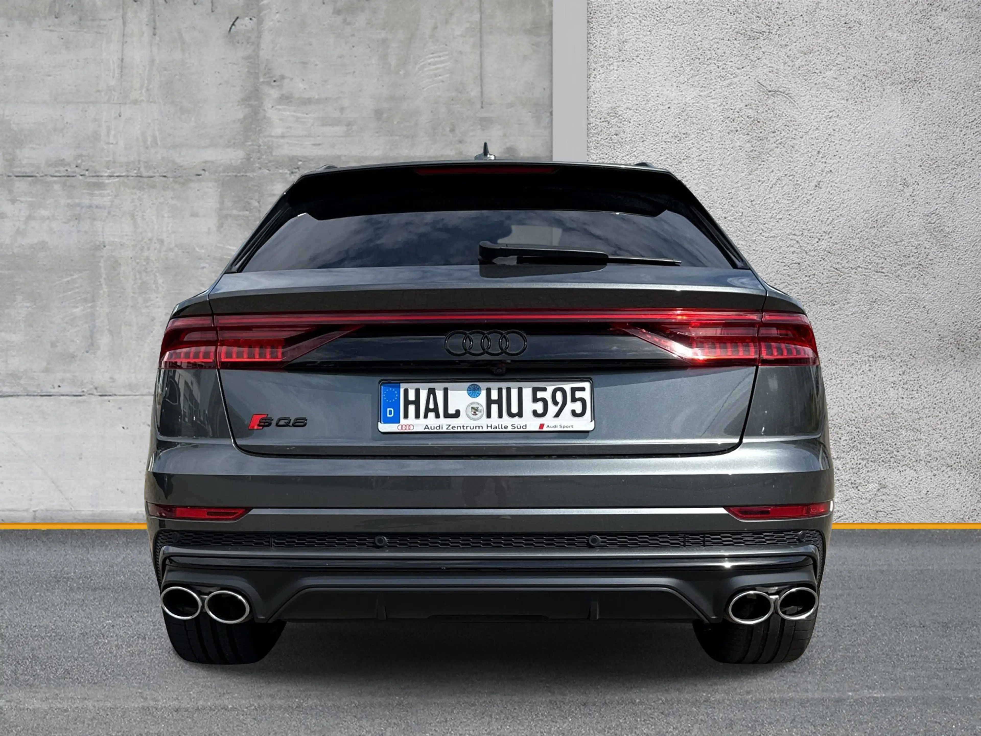 Audi SQ8 TFSI V8 MATRIX PANO B&O STANDHZG AHK 23" — photo 4