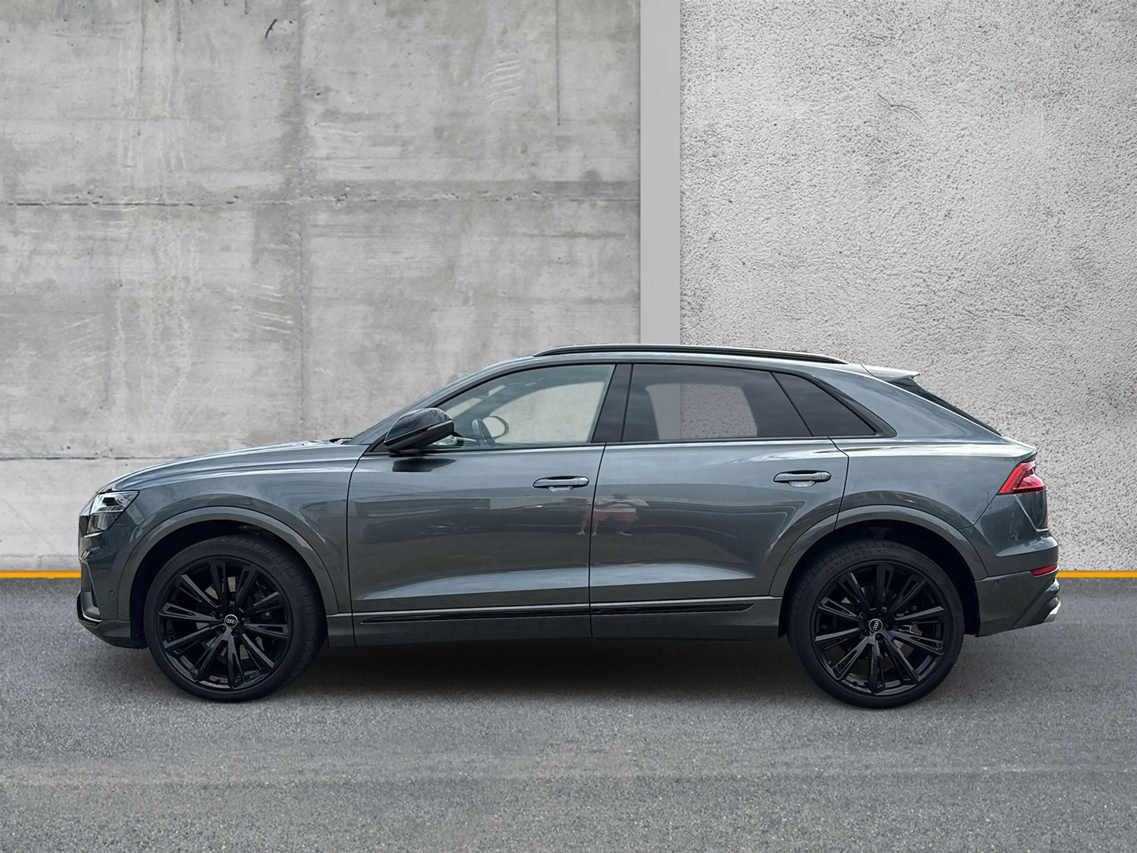 Audi SQ8 TFSI V8 MATRIX PANO B&O STANDHZG AHK 23" — photo 2