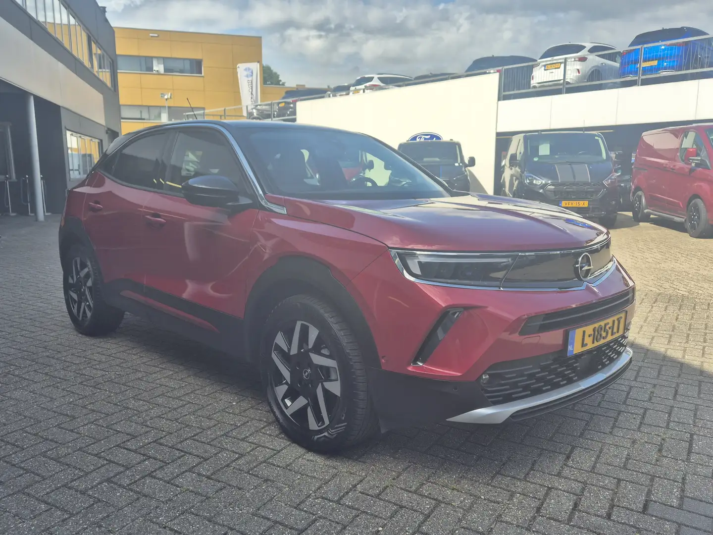 Opel Mokka 1.2 Turbo Business Elegance | Trekhaak | Achteruit Rood - 2