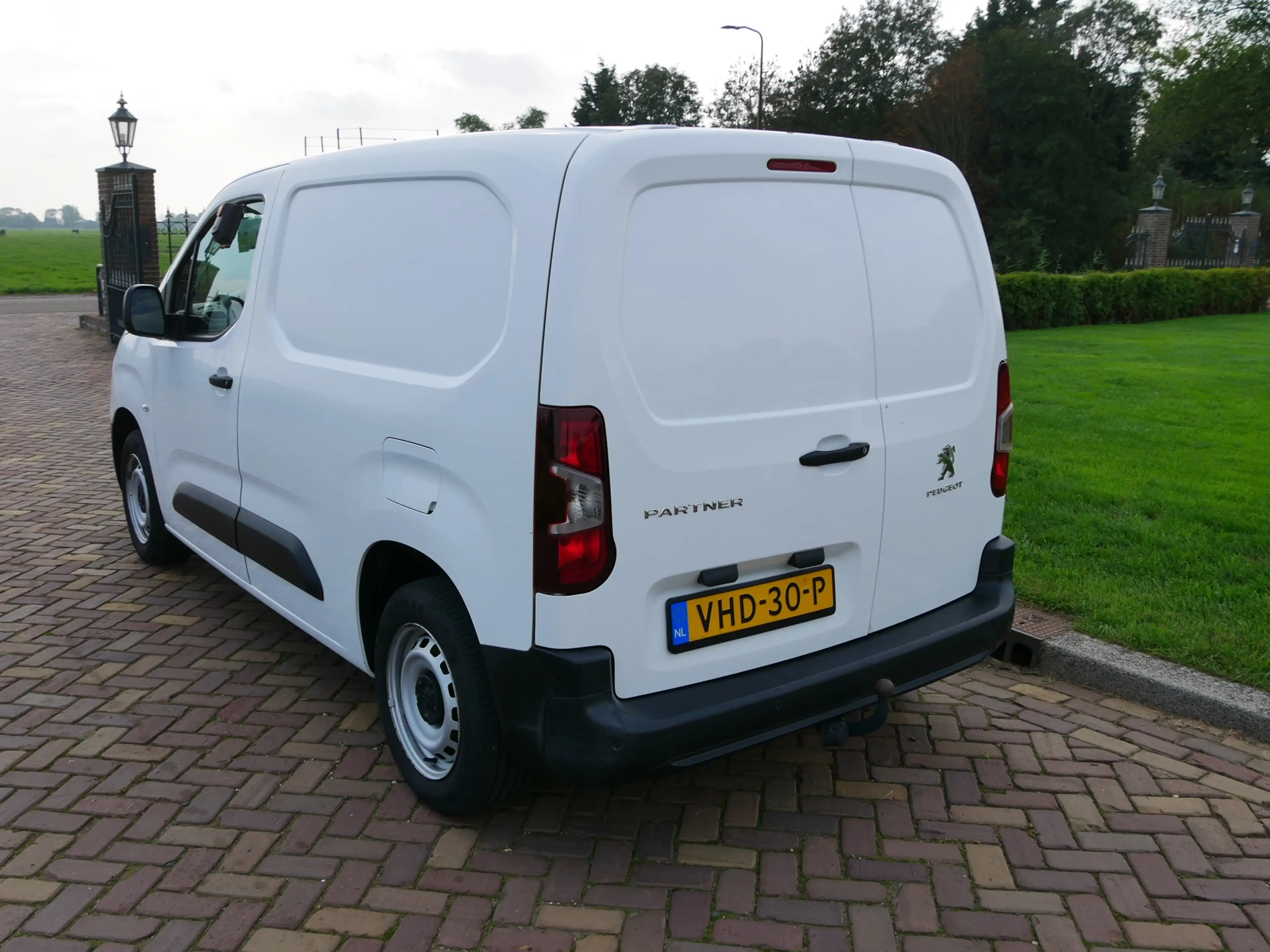 Peugeot Partner 1.5 BlueHDI Premium 73kW| AC | 5999 EX BTW — photo 9