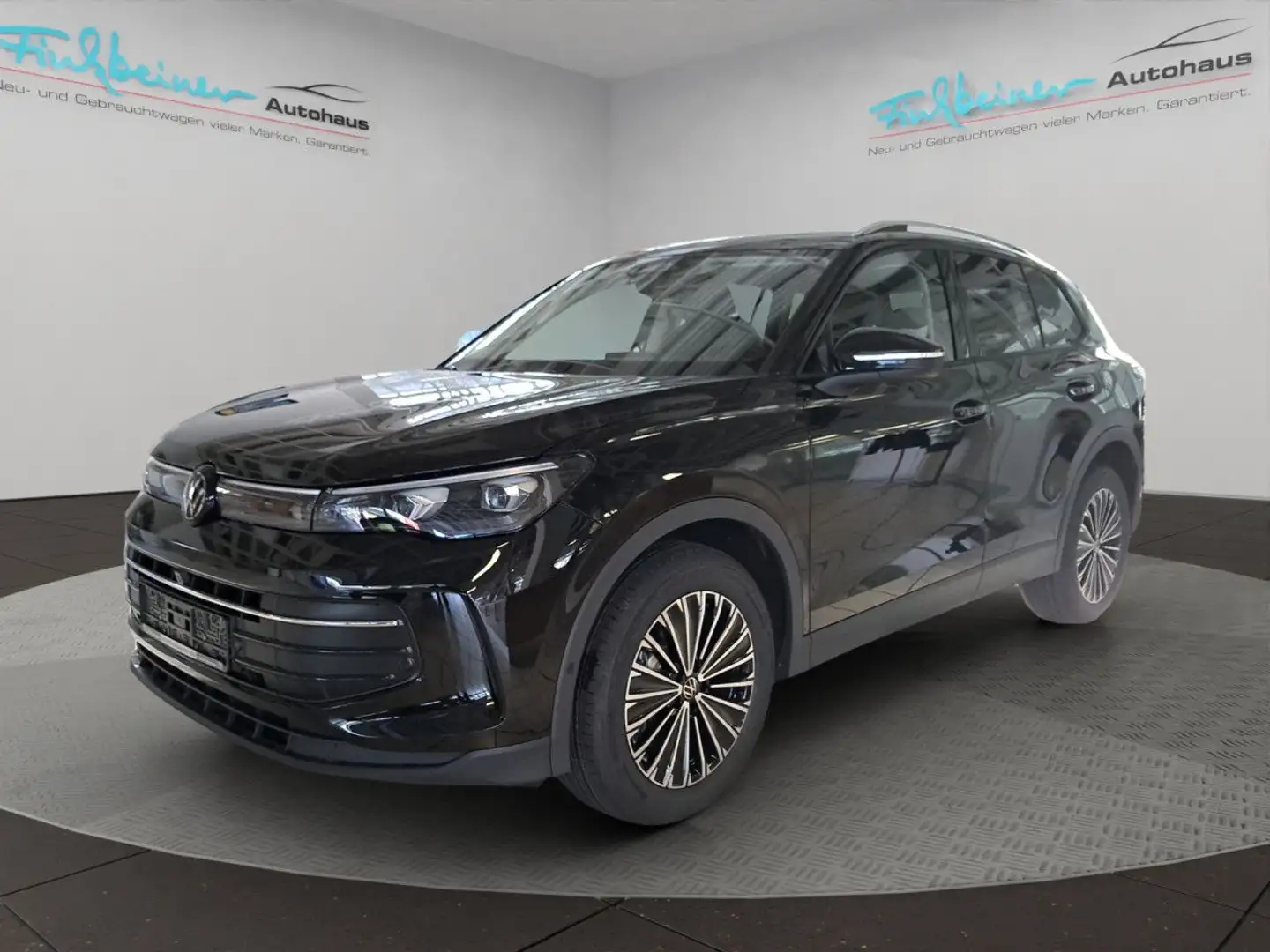 Volkswagen Tiguan Life 2.0l TDI DPF DSG Bluetooth Navi Klima Schwarz - 2