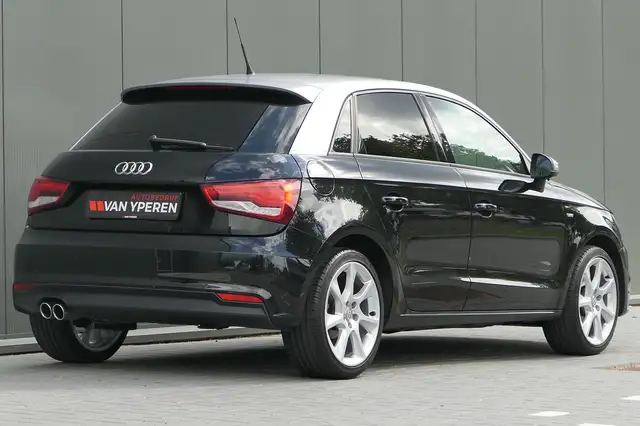 Audi A1 view 2