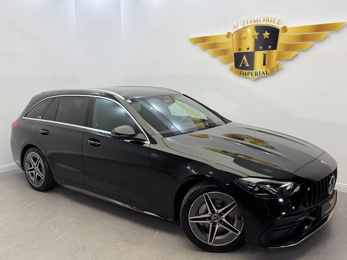Mercedes-Benz C 220 d Aut. T-Modell // AMG LINE // DISTRONIC // Schwarz - 1