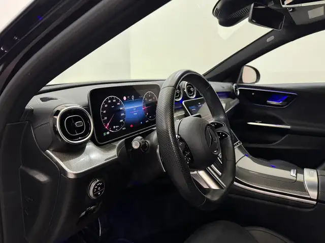 Mercedes-Benz C-Class view 14