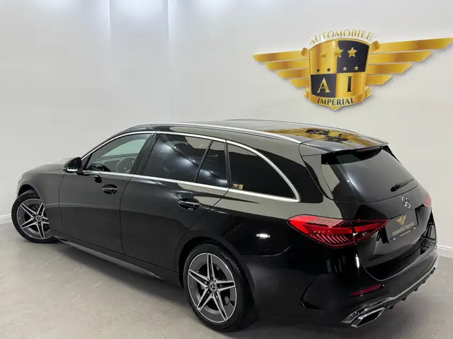 Mercedes-Benz C-Class view 3