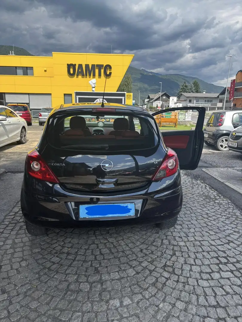 Opel Corsa 1.4 16V - 1