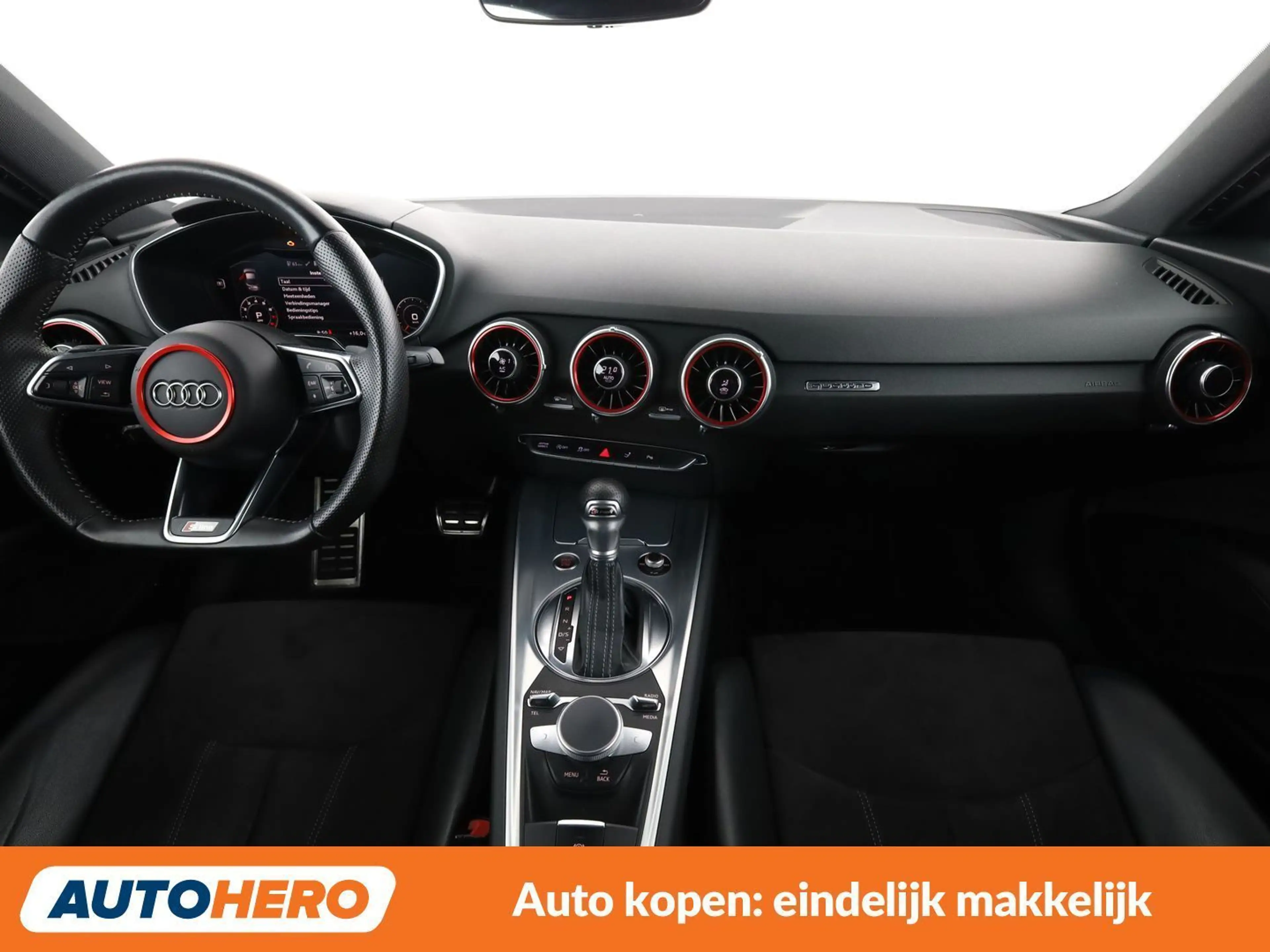 Audi TT 2.0 TFSI quattro S line — photo 12