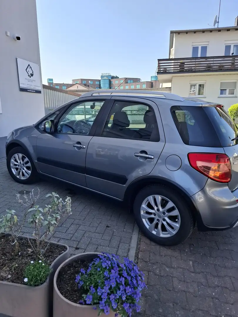 Suzuki SX4 1.6 VVT 4x4 Style - 1
