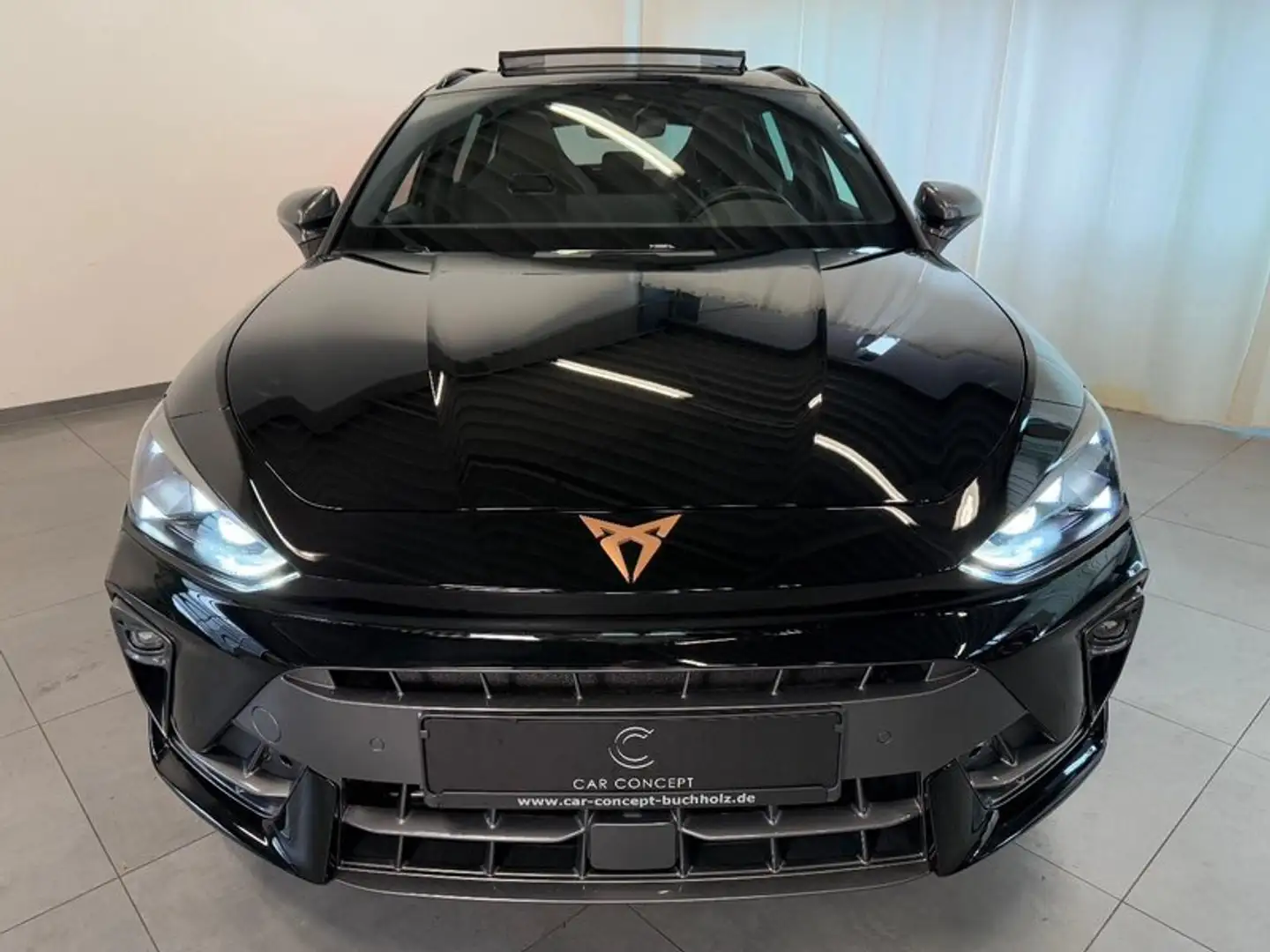 CUPRA Leon Sportstourer 1.5 eTSI PANO AHK PERFORMANCE Schwarz - 2