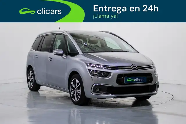 Citroen C4 view 3