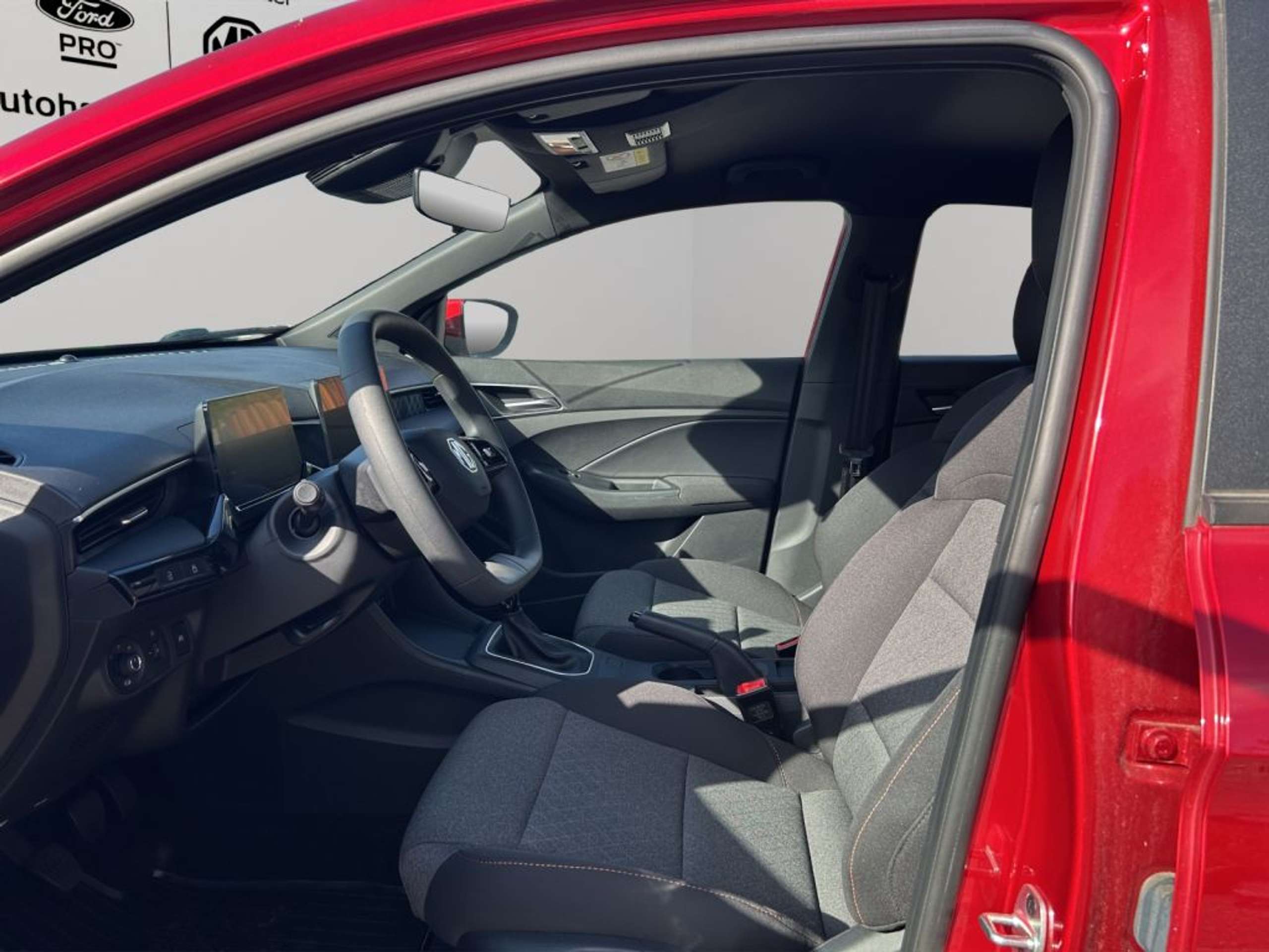 Fahrzeugabbildung MG MG3 COM *KLIMA *ACC *CAR-PLAY *FCW - mit KI generiert/bearbeitet