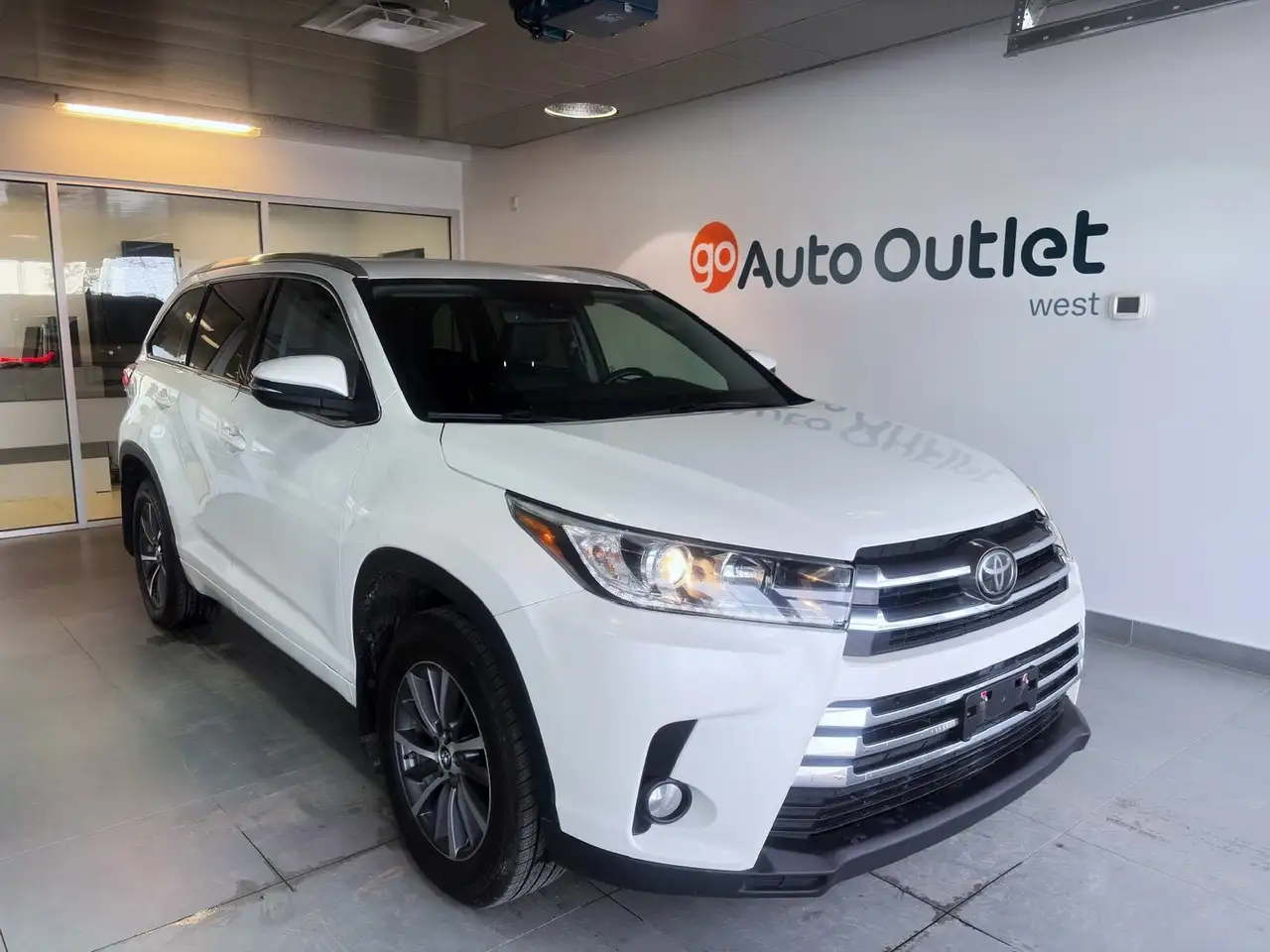 Toyota Highlander снимка Toyota Highlander
