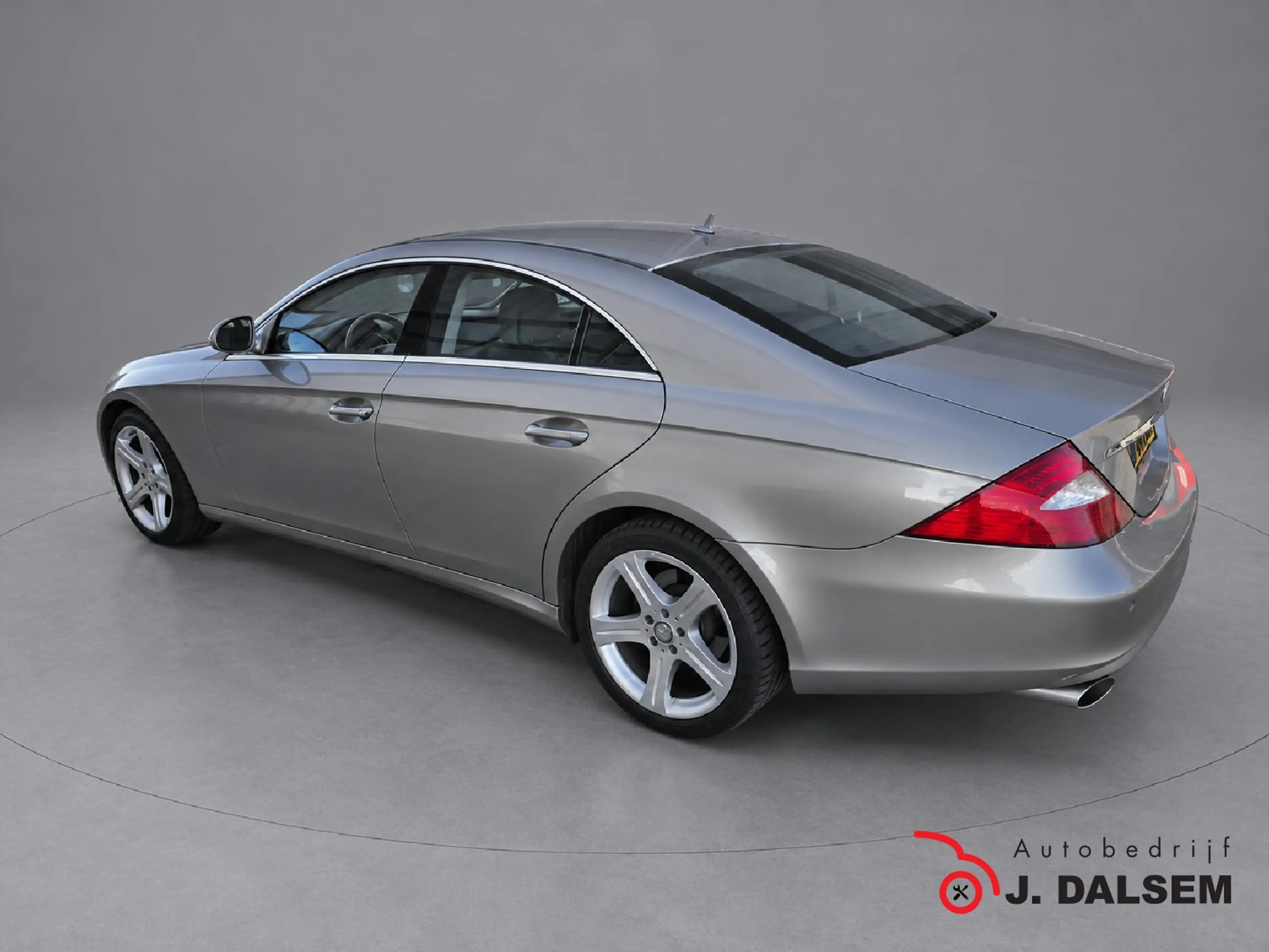 Mercedes-Benz CLS 350 CGI Prestige — photo 9