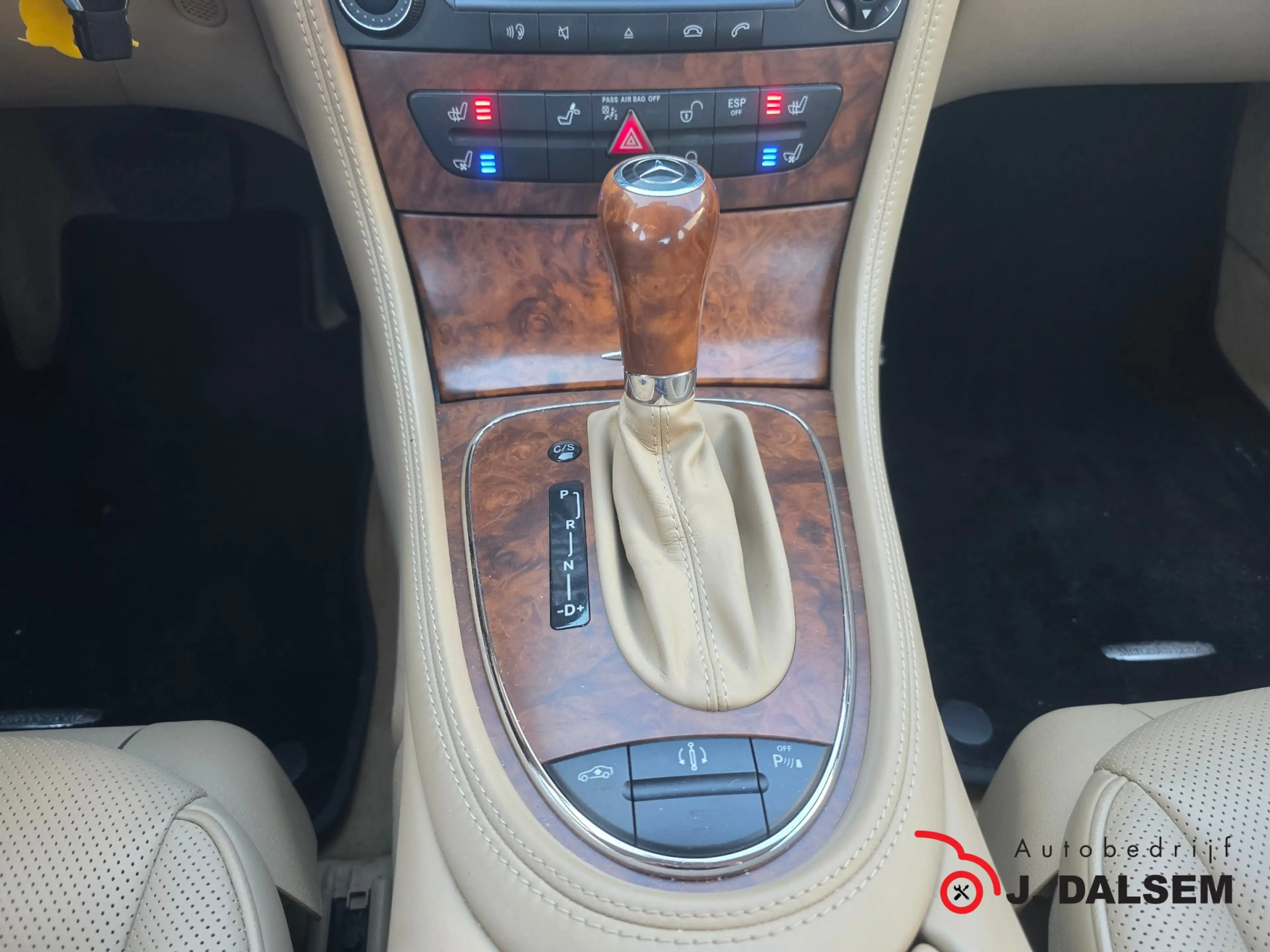 Mercedes-Benz CLS 350 CGI Prestige — photo 20