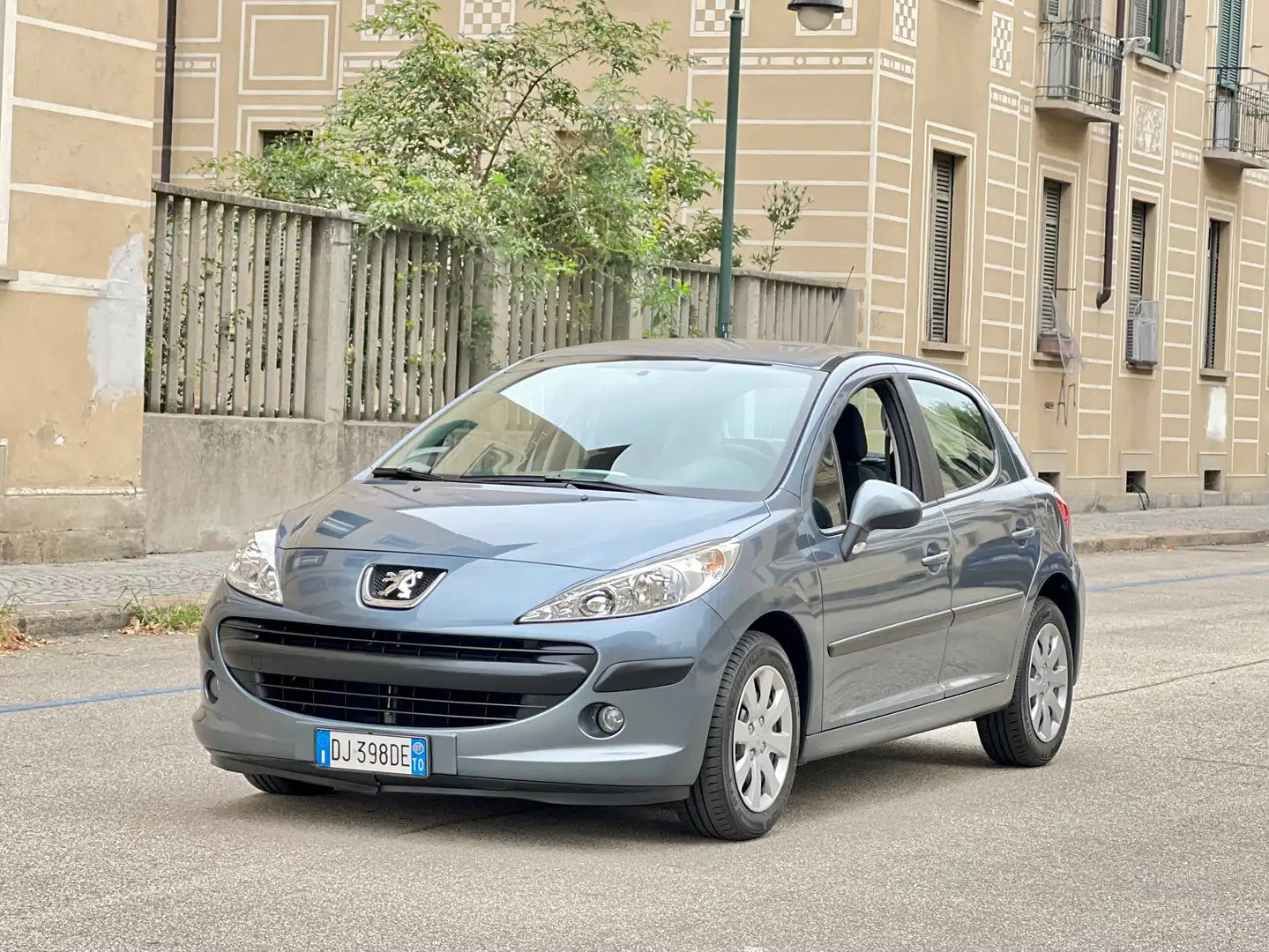 Peugeot 207 5 Porte 1.4 B 8v 75cv X-Line 1PROP-KM CERT PEUGEOT Grau - 1