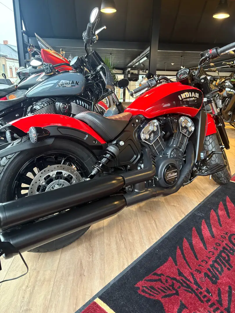 Indian Scout Bobber Orange - 2