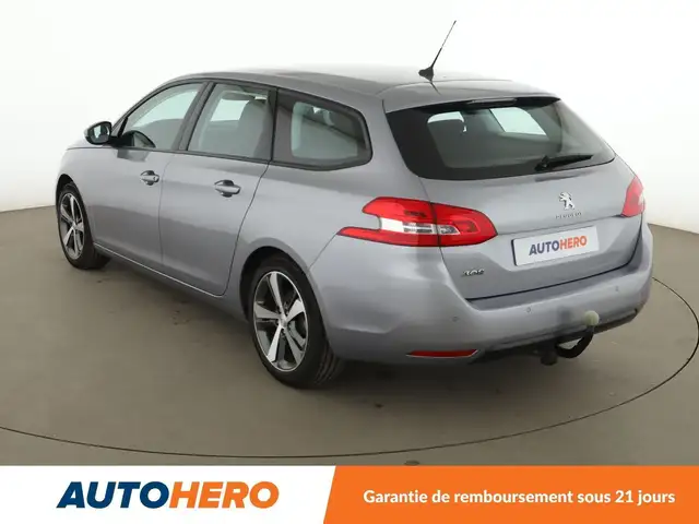 Peugeot 308 view 4