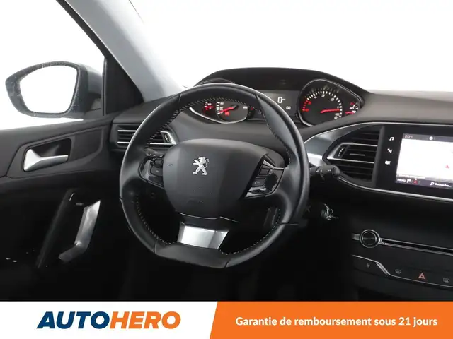 Peugeot 308 view 13