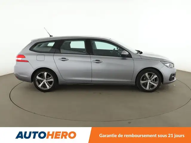 Peugeot 308 view 7
